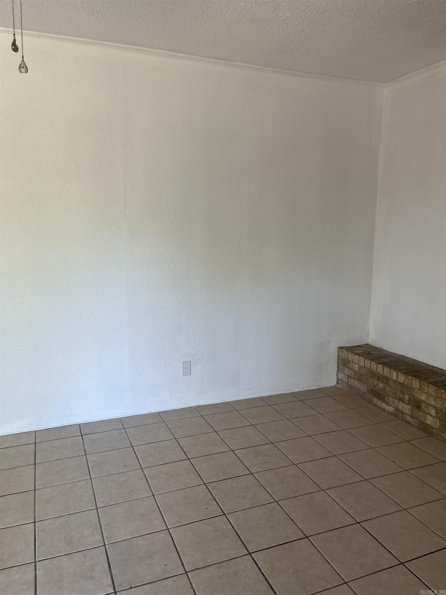 119  Marigold  Hot Springs, AR