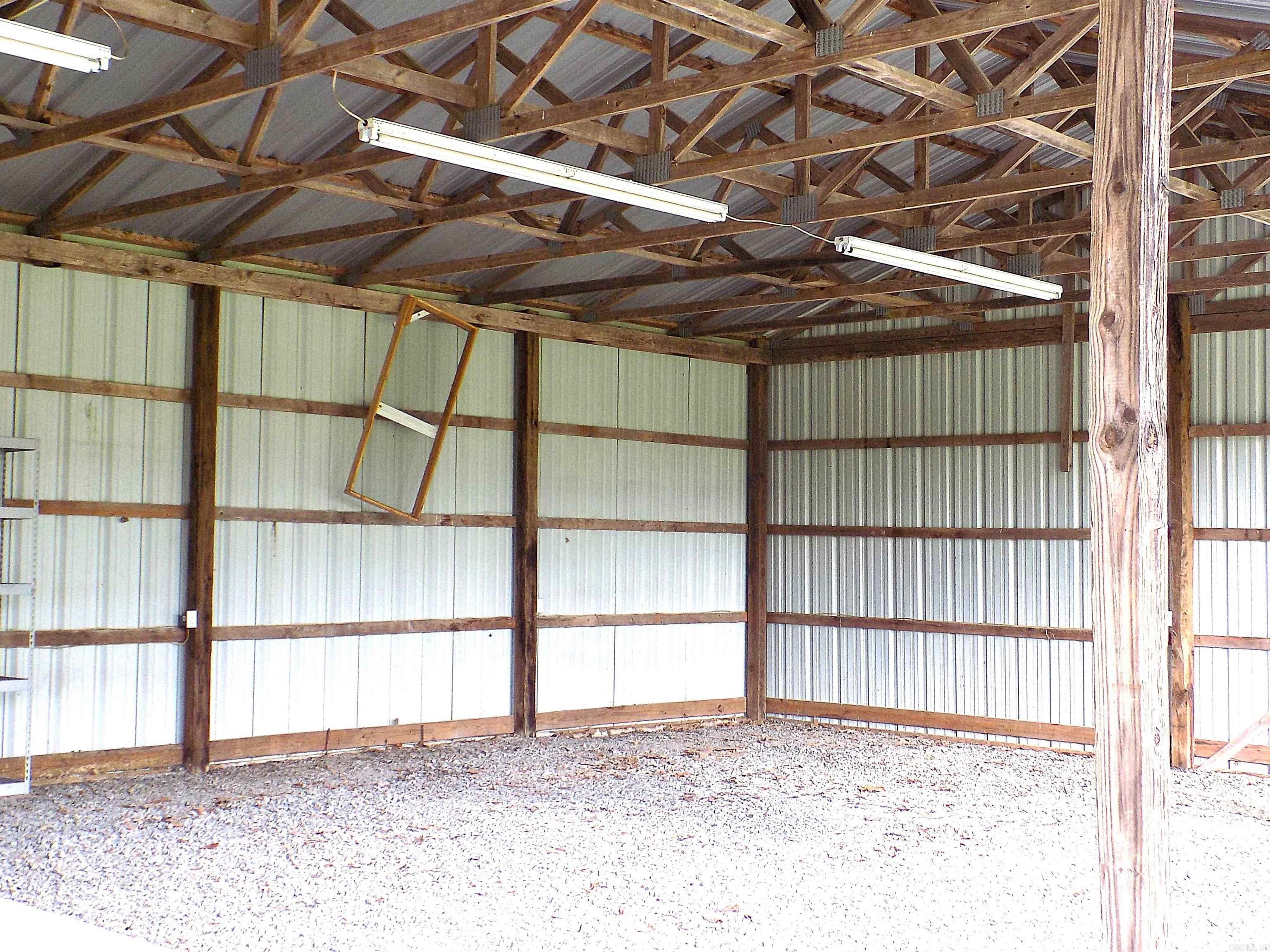 37  Thomas Rd  Greenbrier, AR