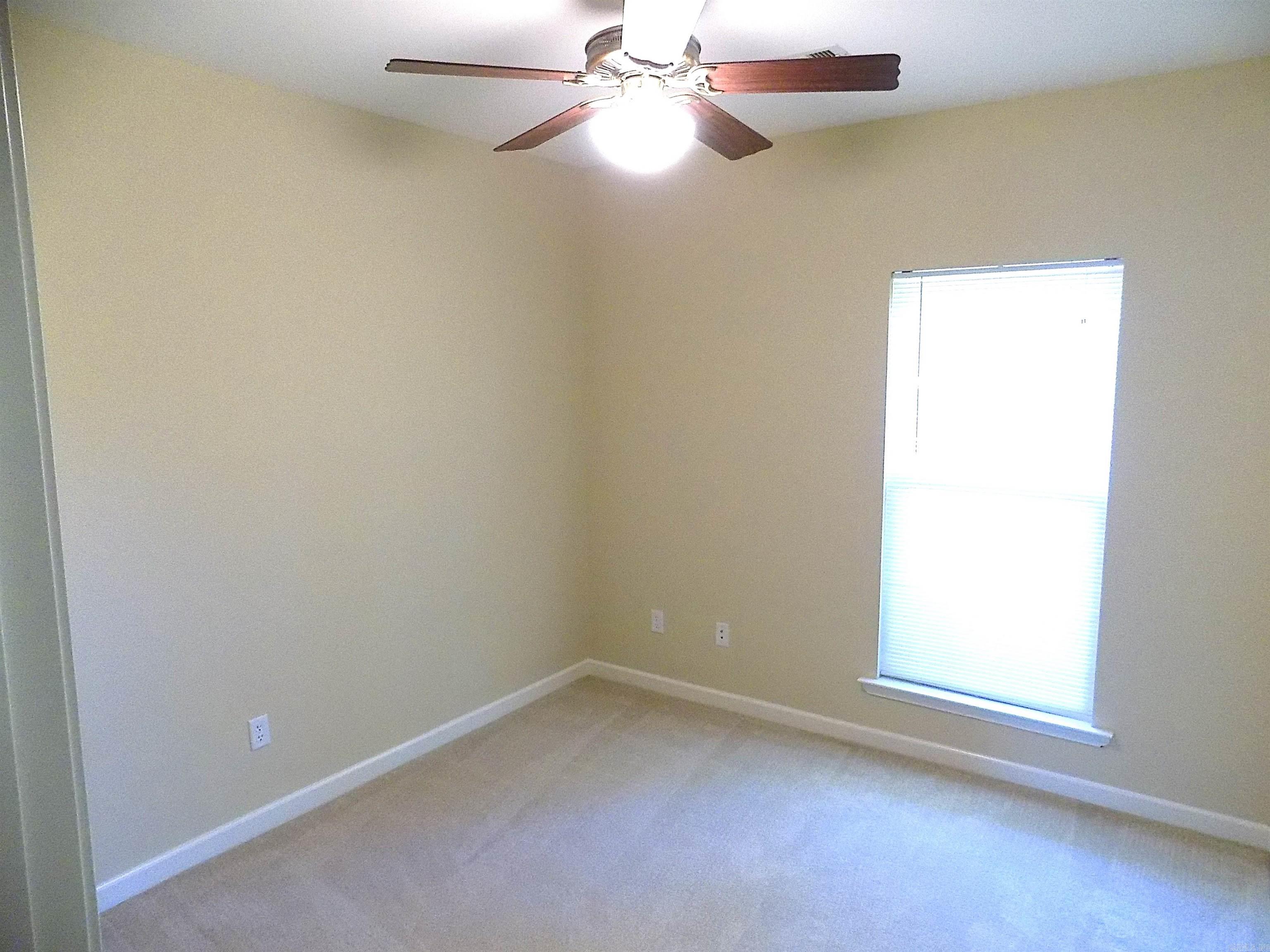 37 Thomas Rd Greenbrier, AR 72058