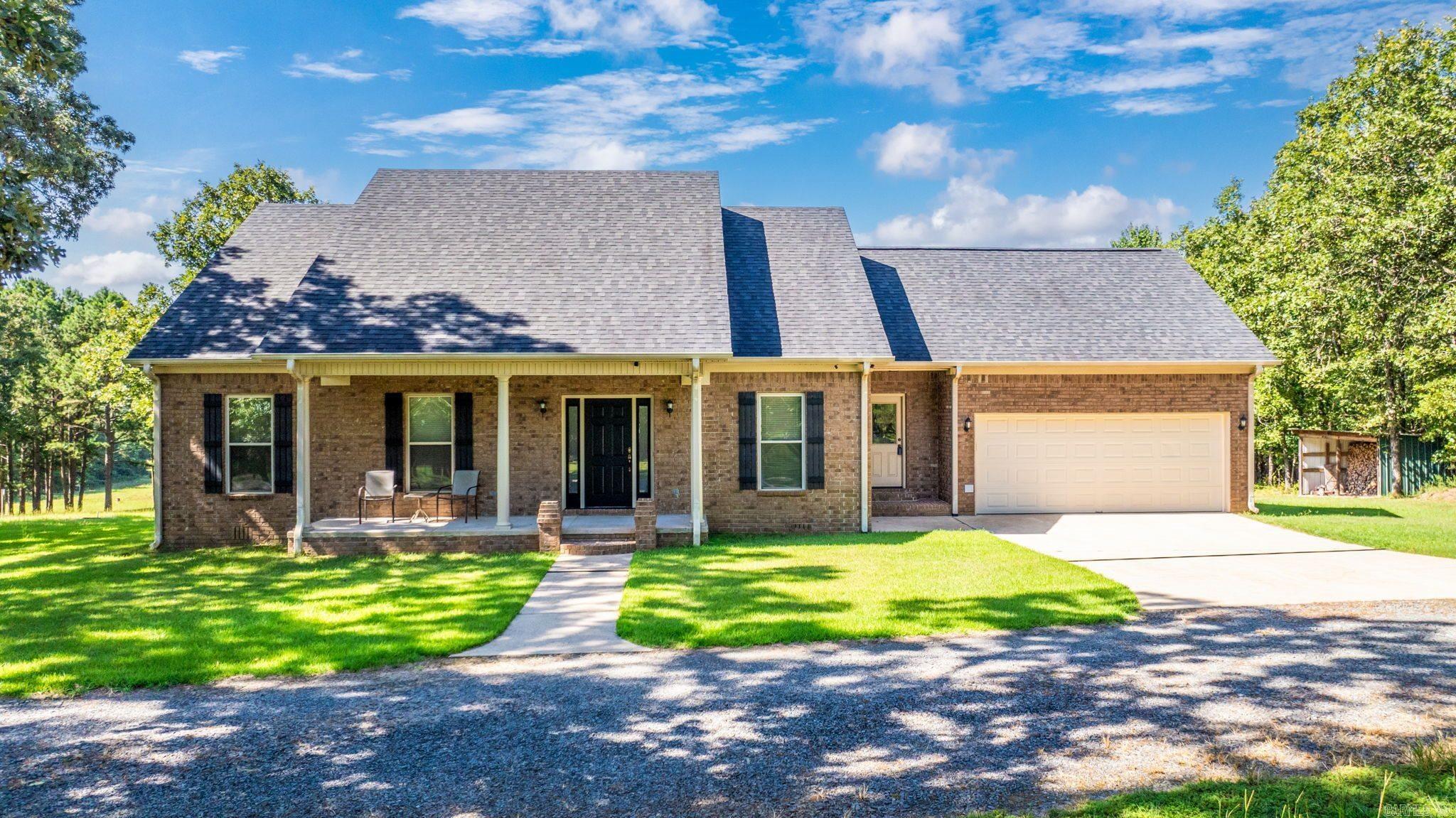 37 Thomas Rd Greenbrier, AR 72058