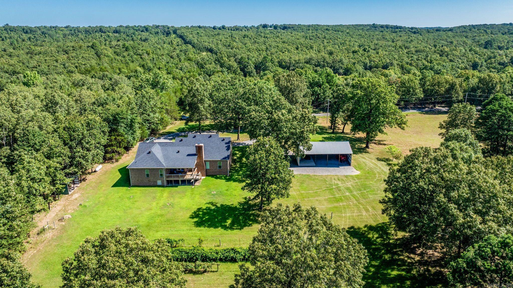 37 Thomas Rd Greenbrier, AR 72058