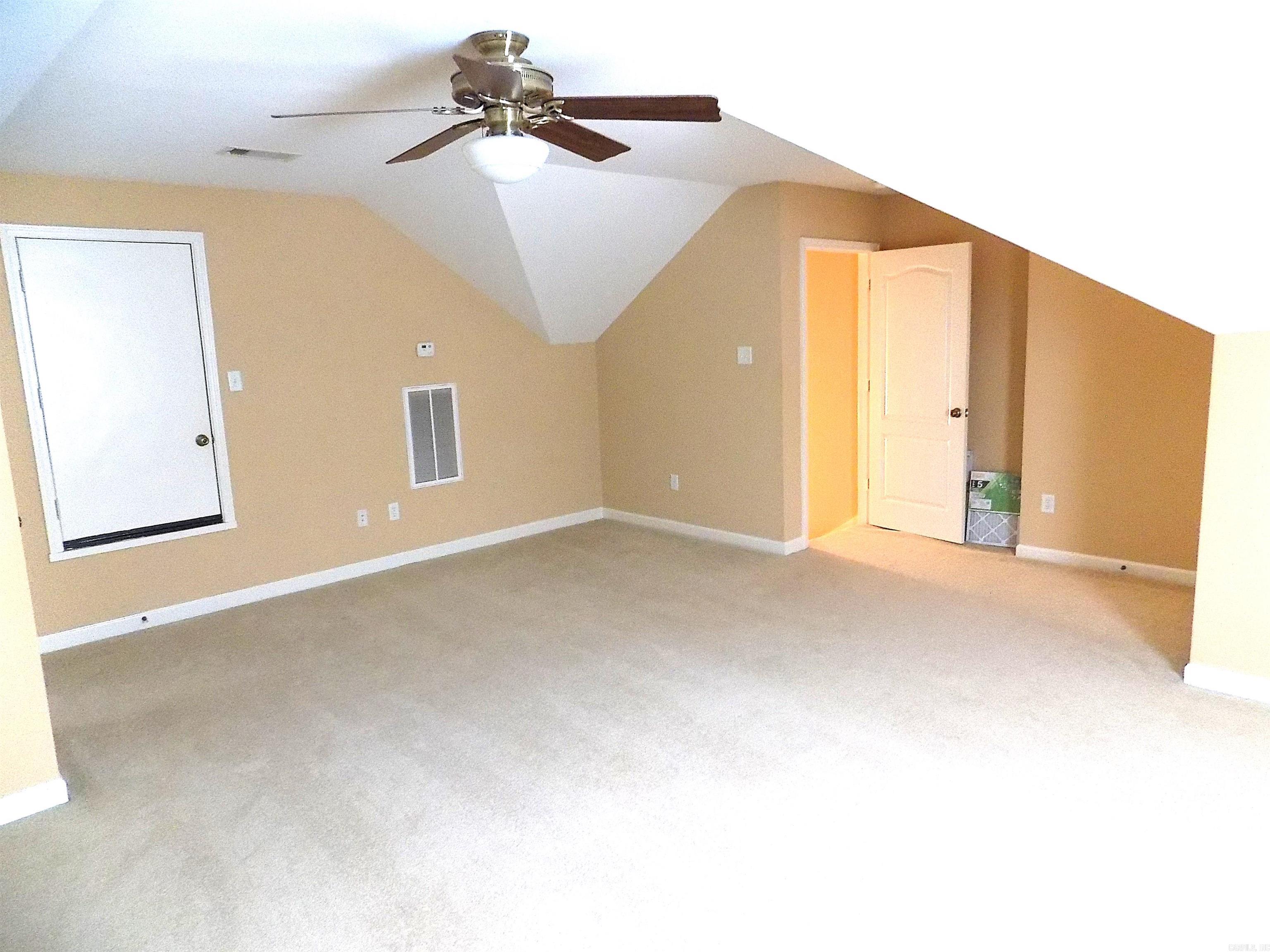 37  Thomas Rd  Greenbrier, AR