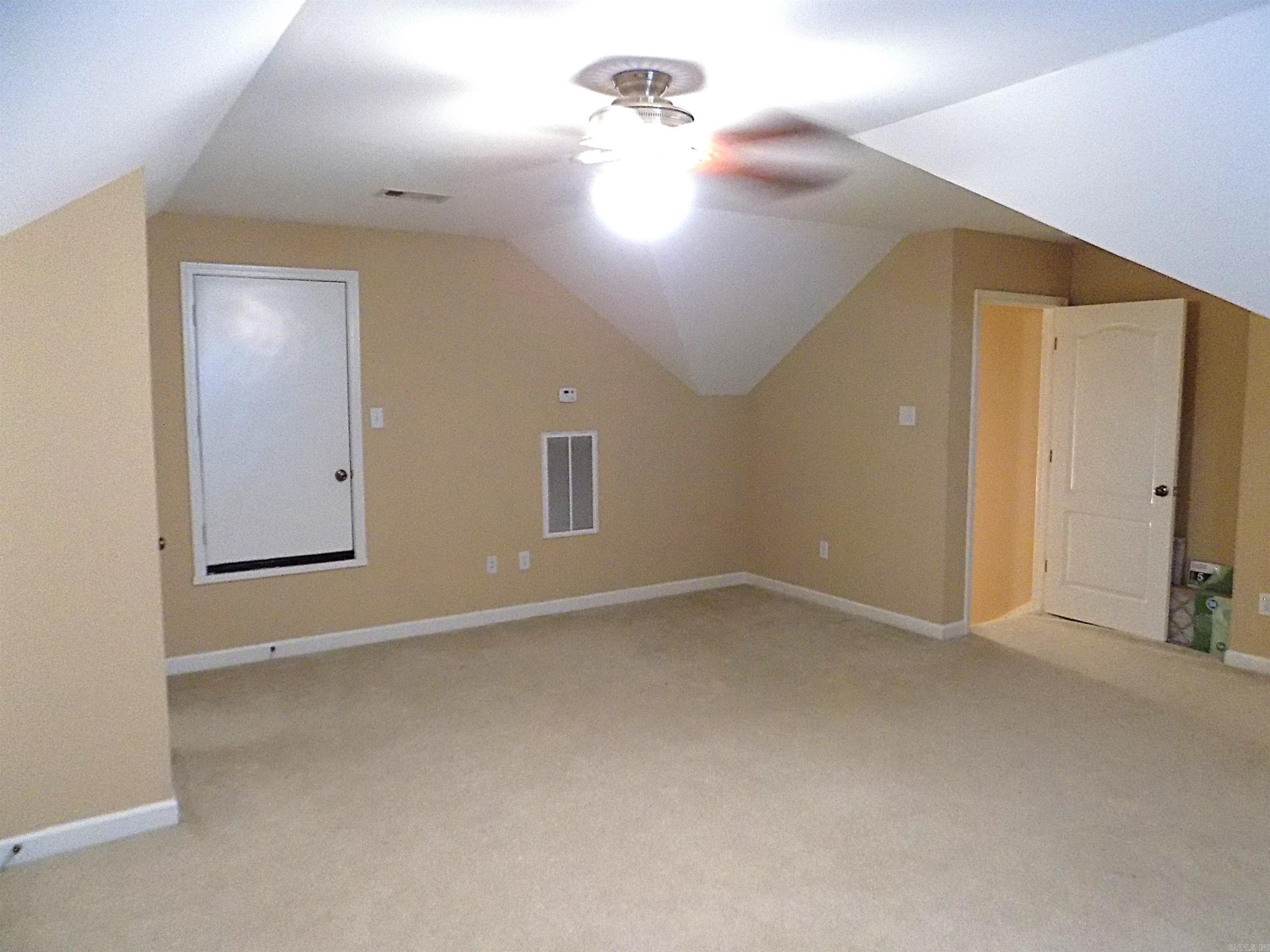 37  Thomas Rd  Greenbrier, AR