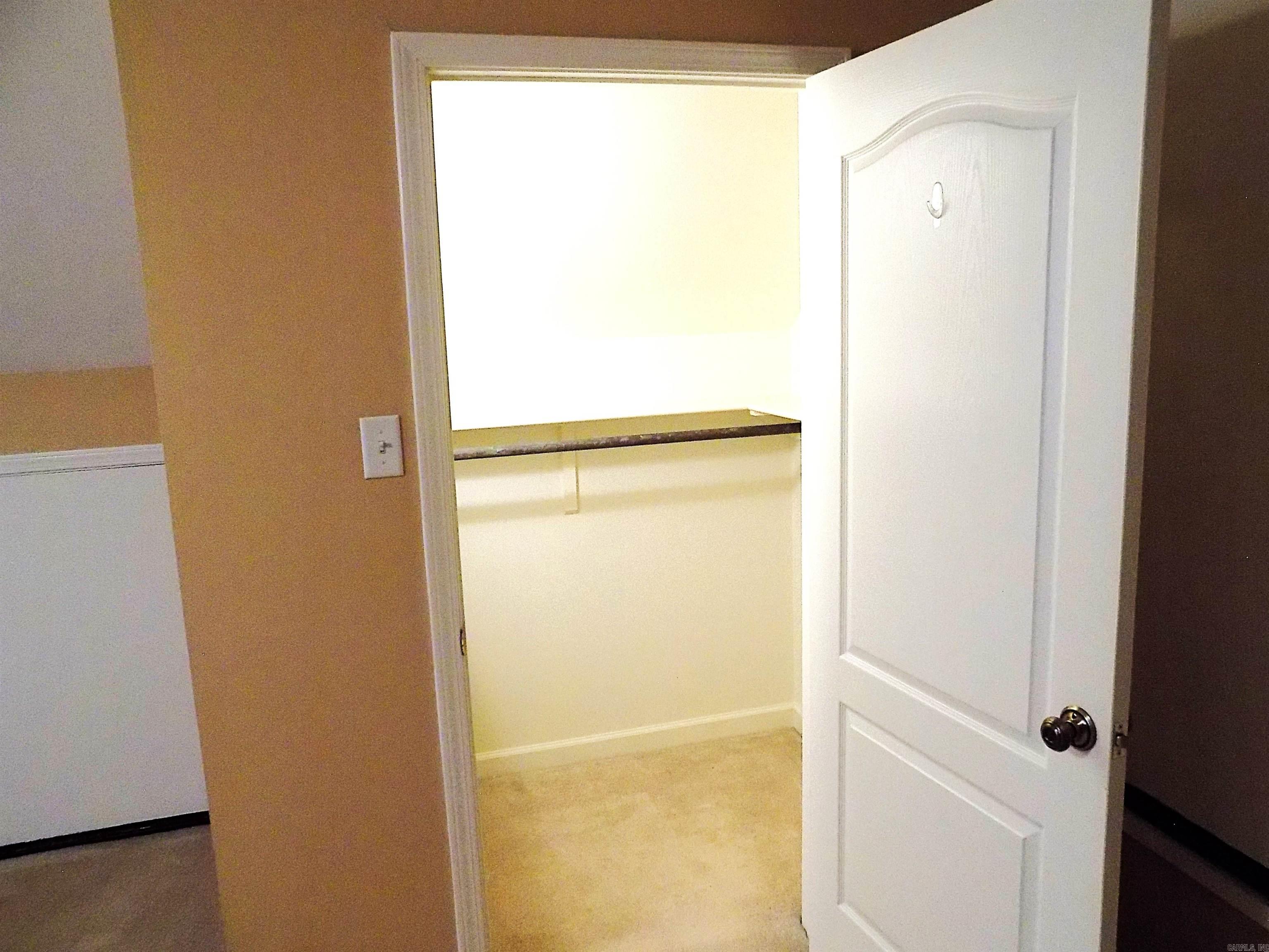 37  Thomas Rd  Greenbrier, AR