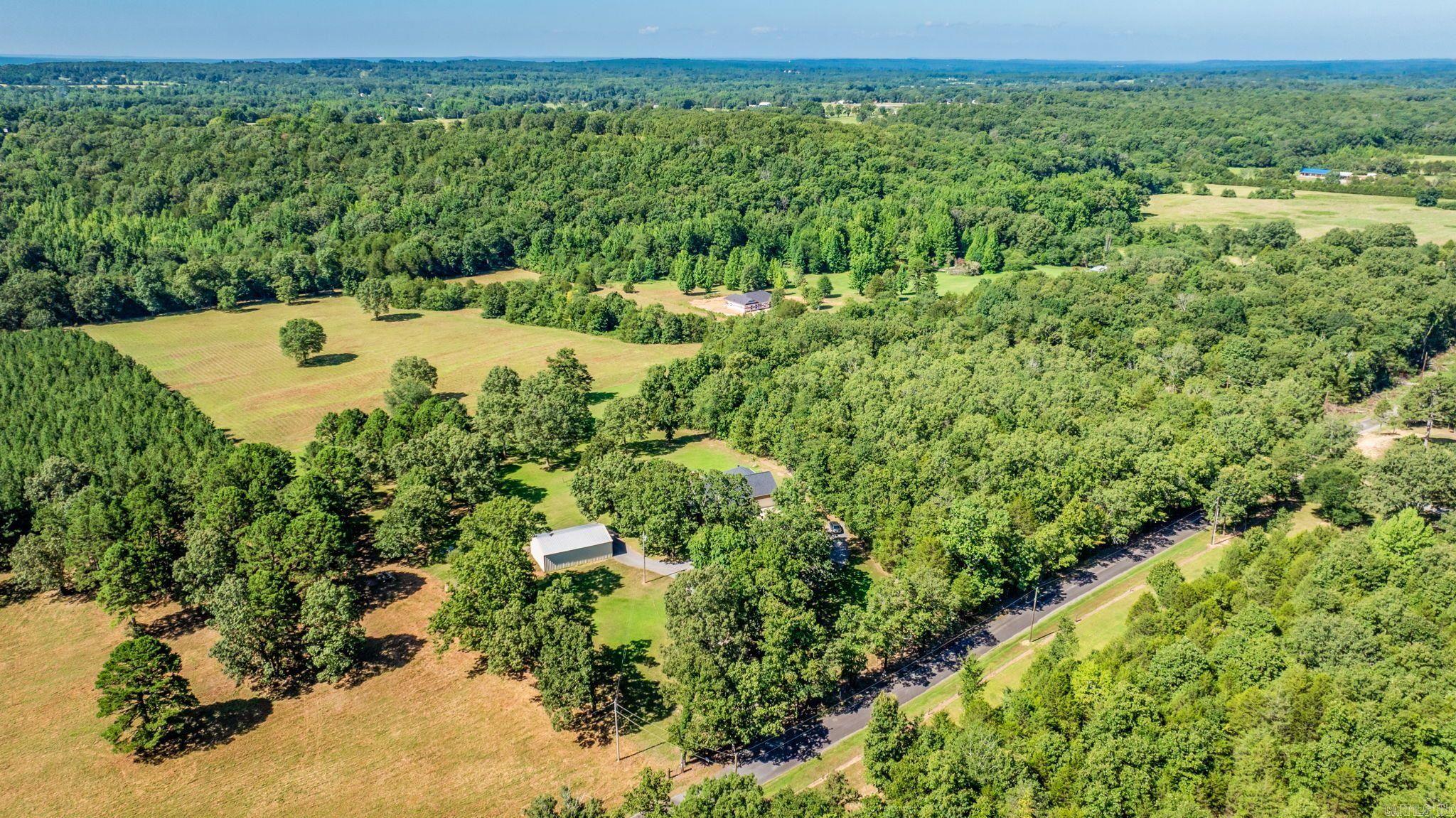 37 Thomas Rd Greenbrier, AR 72058