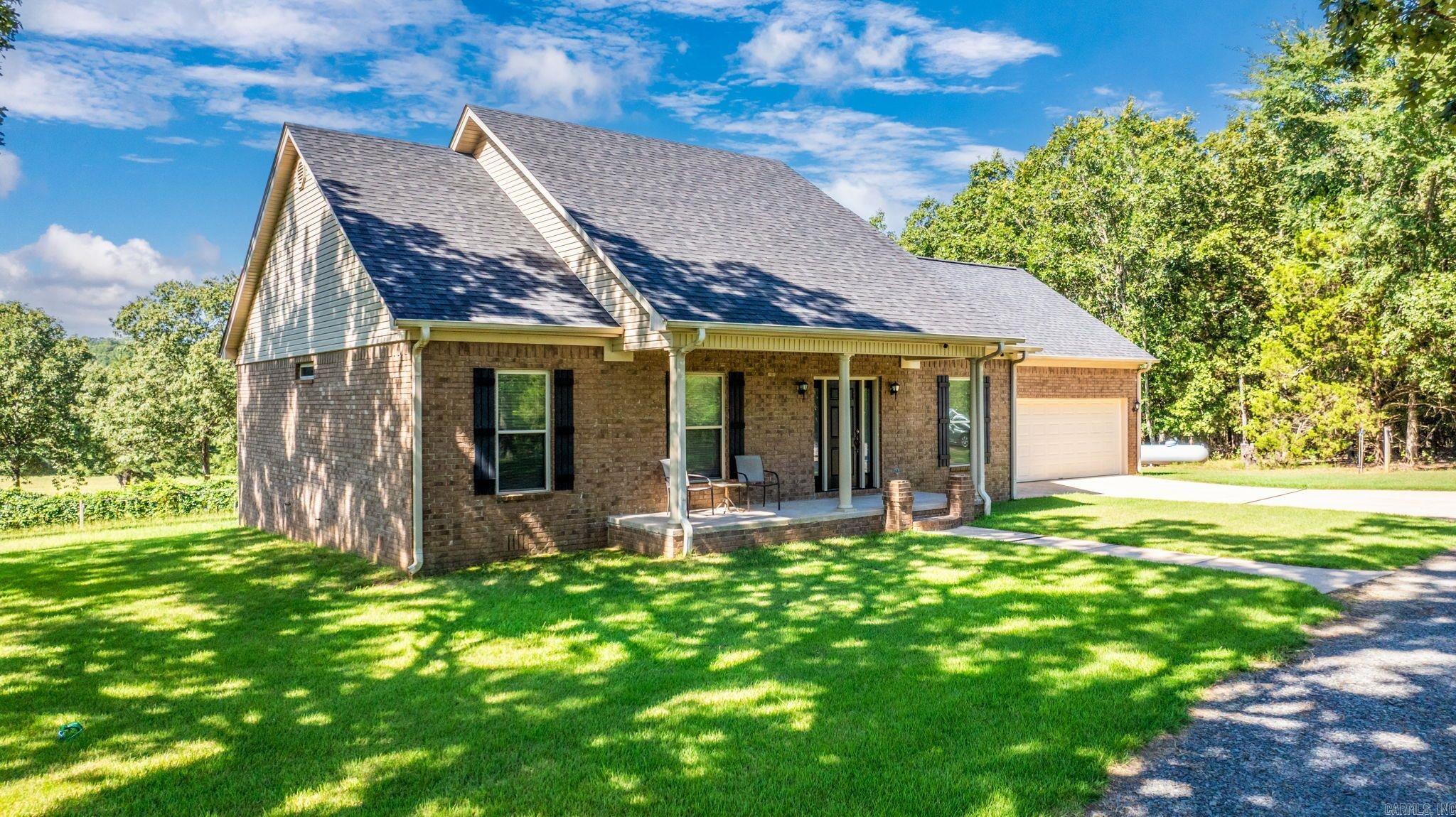 37 Thomas Rd Greenbrier, AR 72058