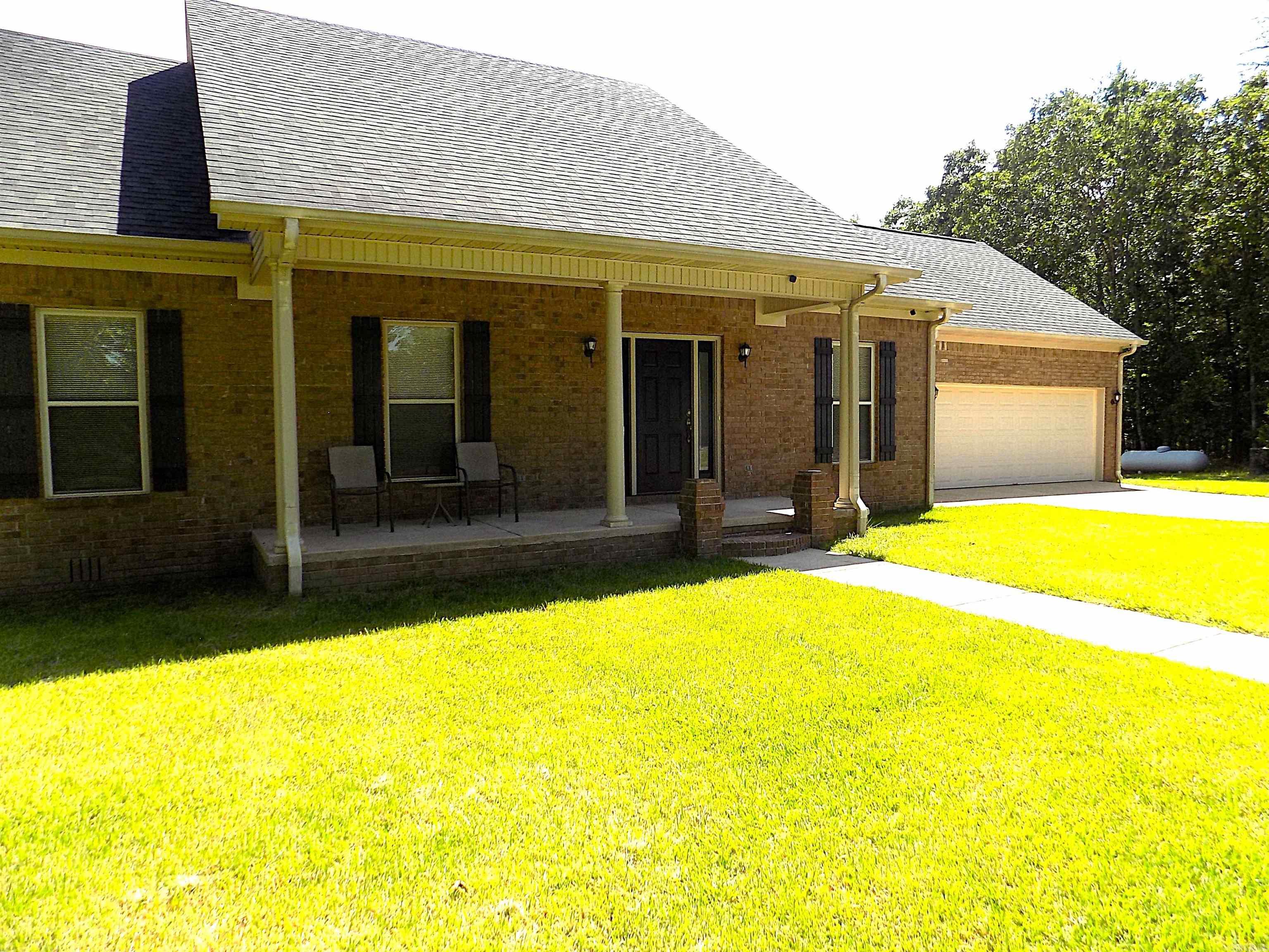 37 Thomas Rd Greenbrier, AR 72058