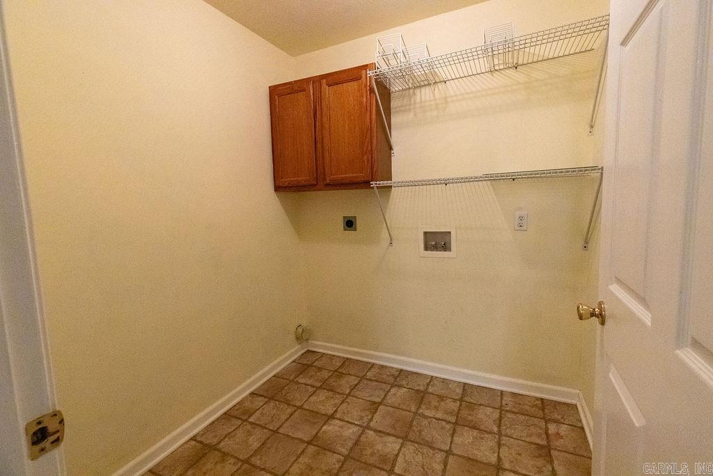 27  Hawk  Vilonia, AR