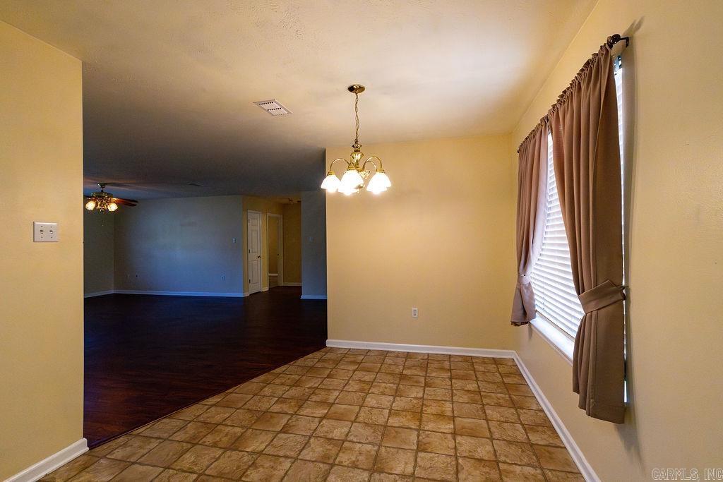 27  Hawk  Vilonia, AR