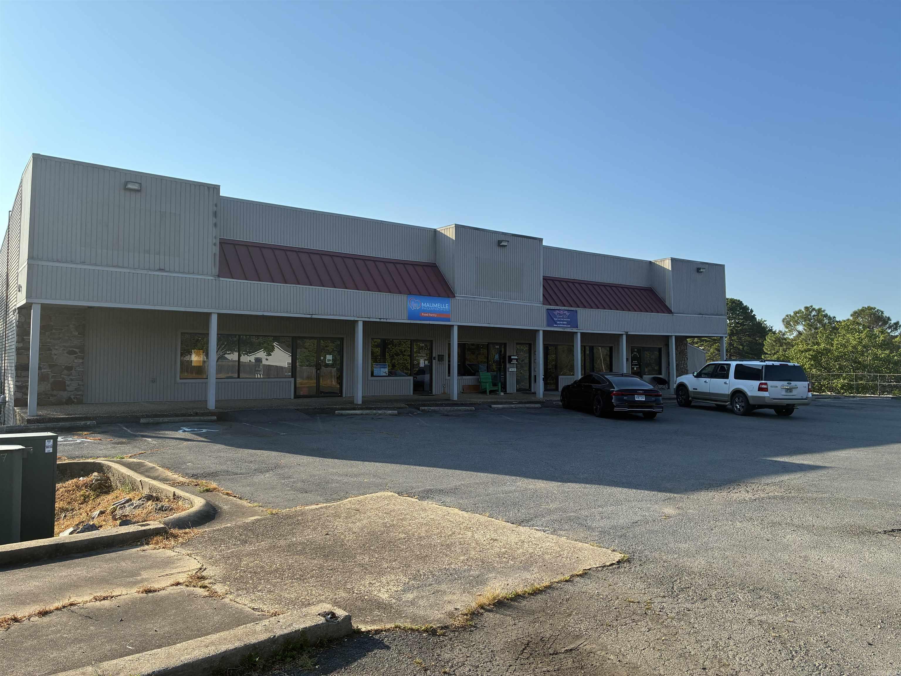 402 Edgewood  Maumelle, AR