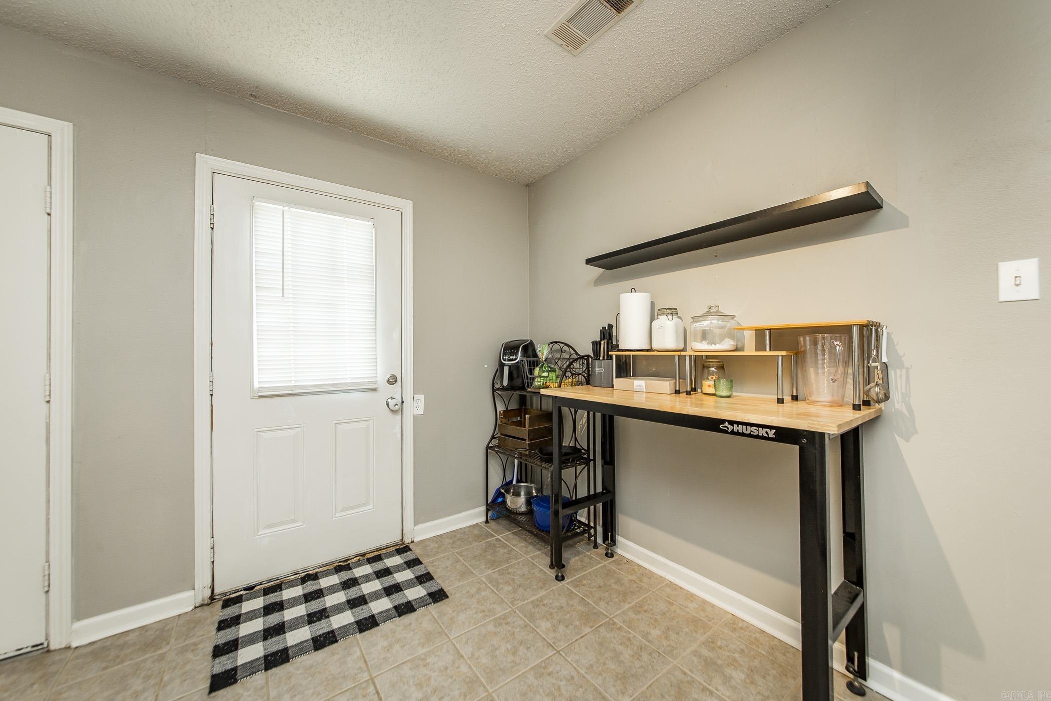 13  Fieldcrest Ln  Cabot, AR