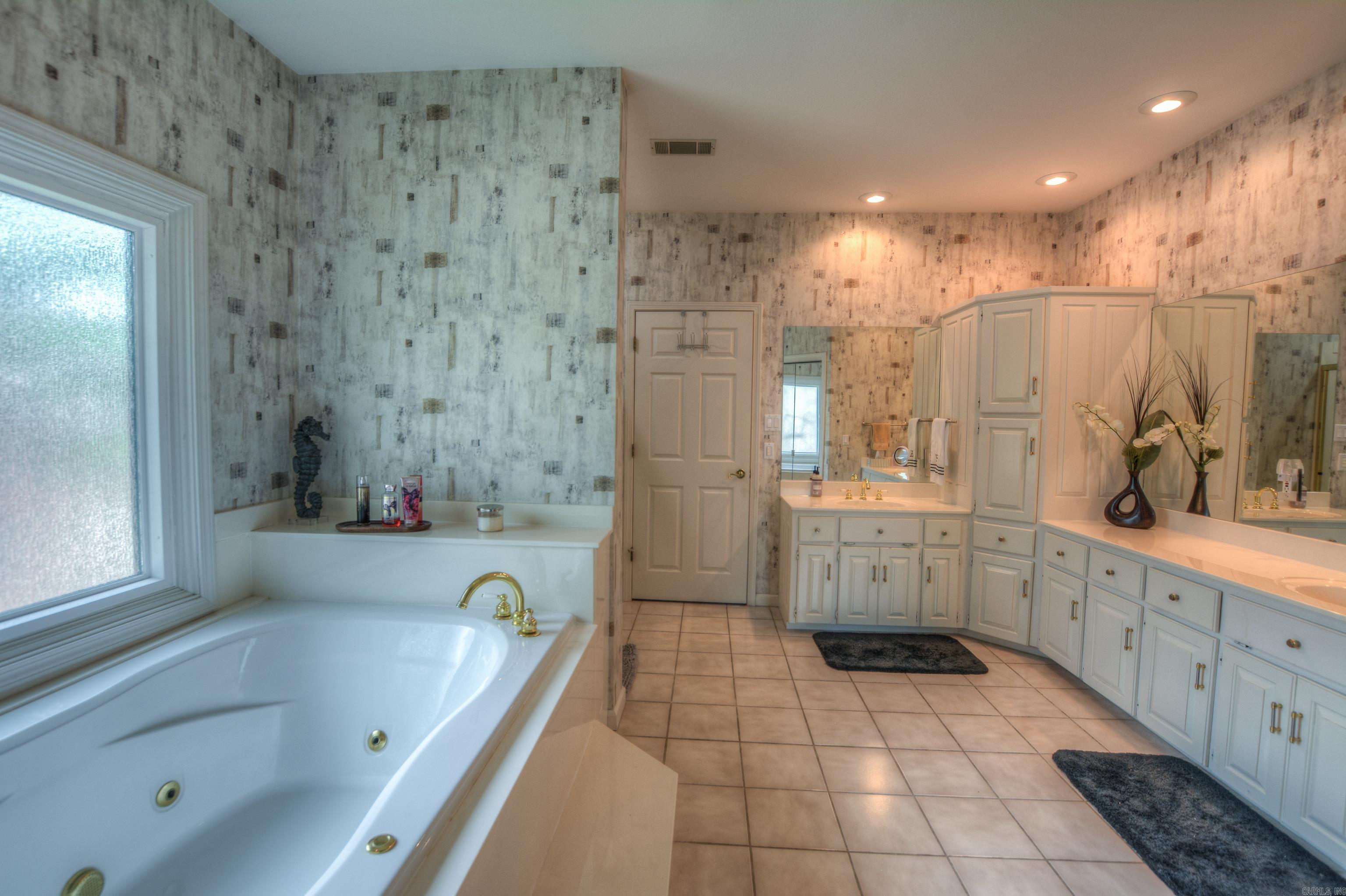42  Stonegate Shores  Hot Springs, AR