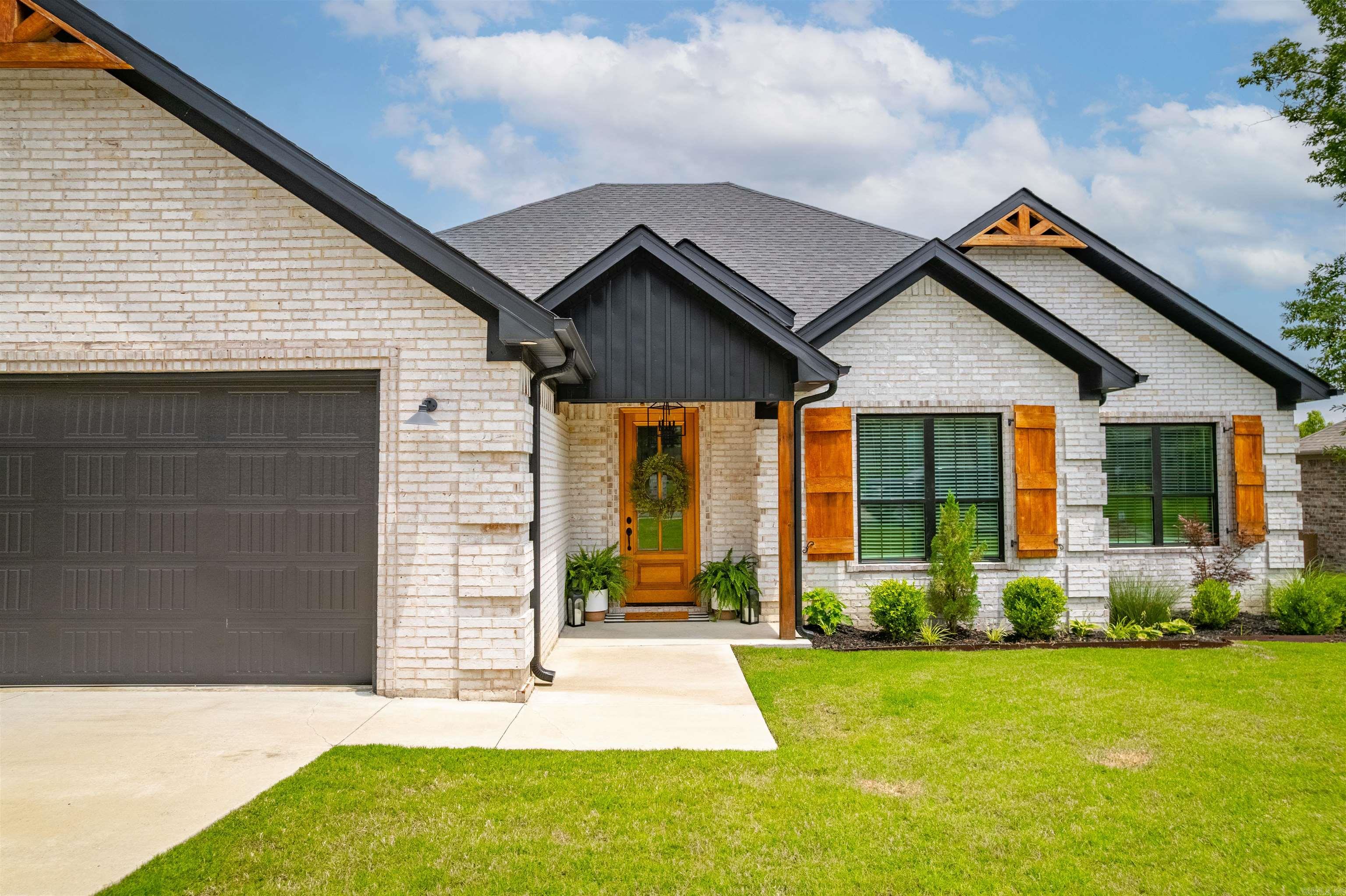1583  Waterford  Cabot, AR