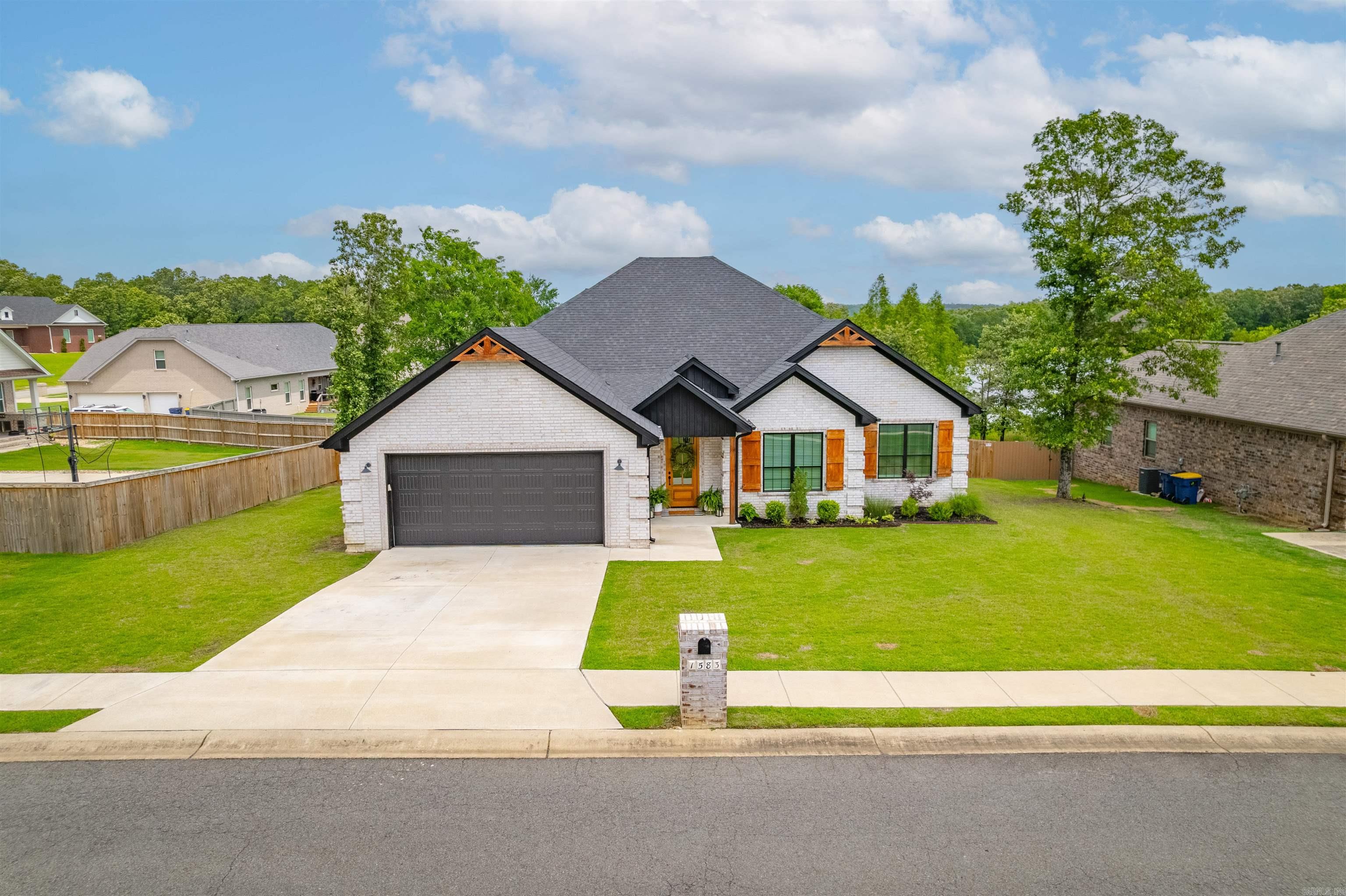 1583  Waterford  Cabot, AR