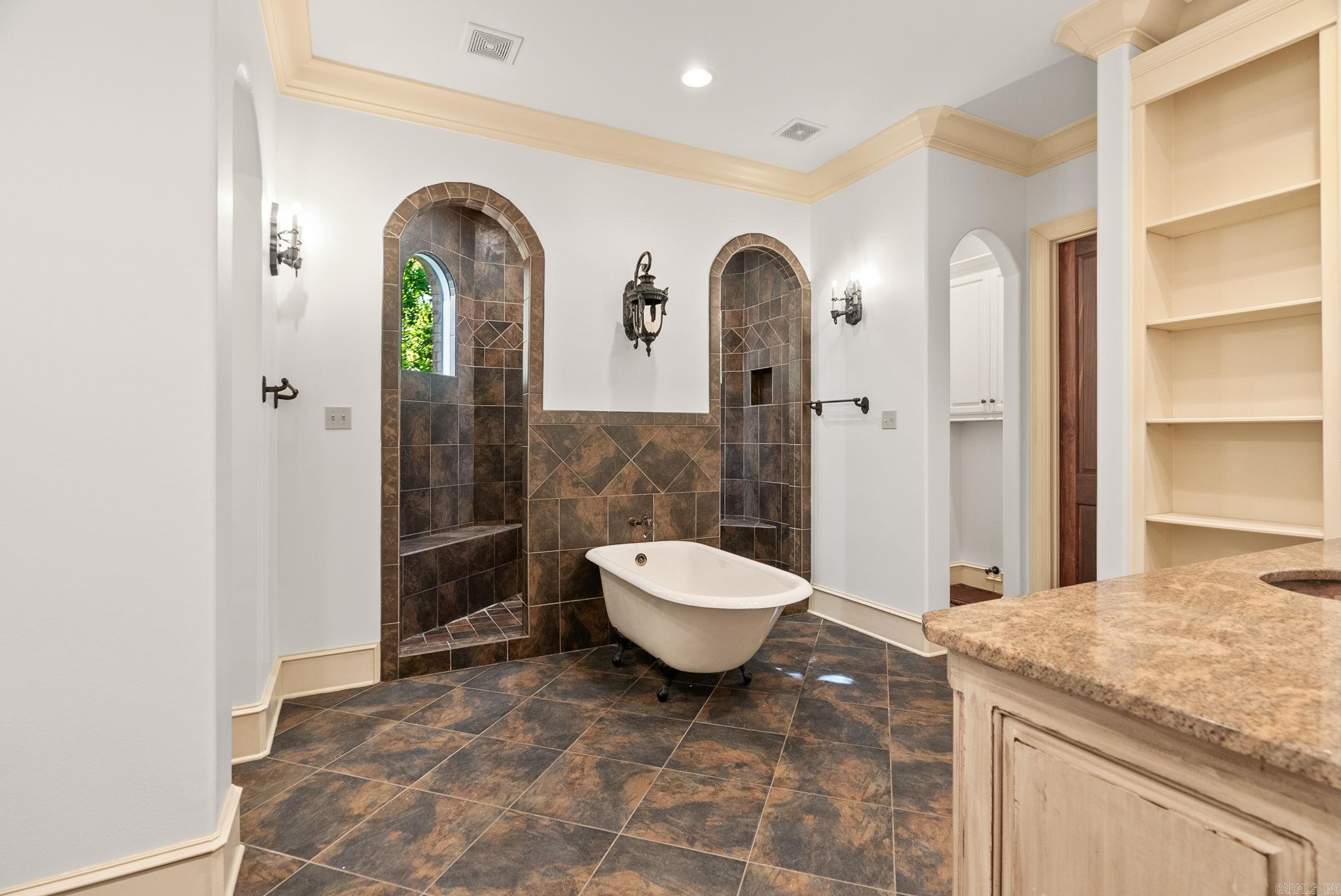 31  Cravache  Little Rock, AR