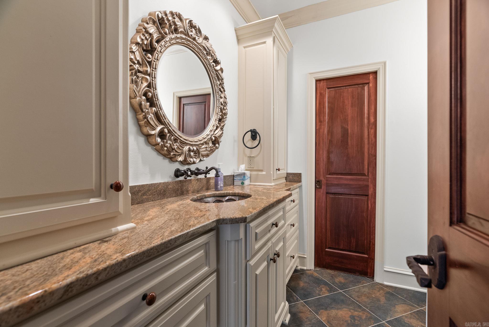 31  Cravache  Little Rock, AR