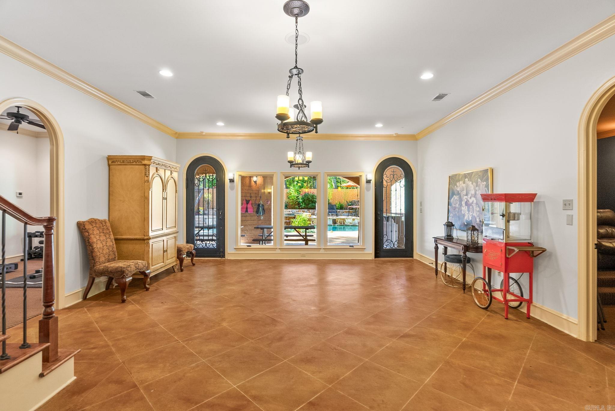 31  Cravache  Little Rock, AR