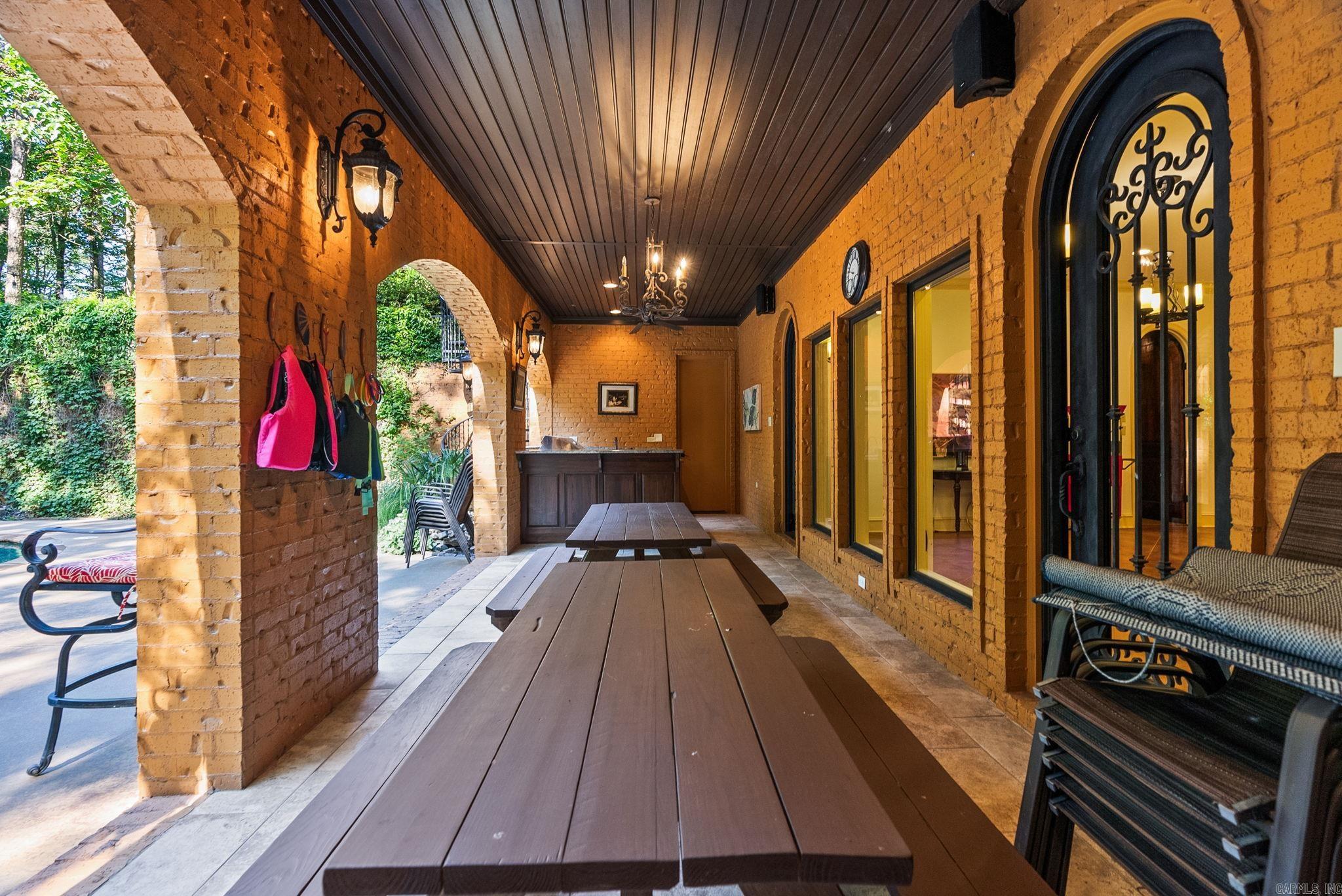 31  Cravache  Little Rock, AR