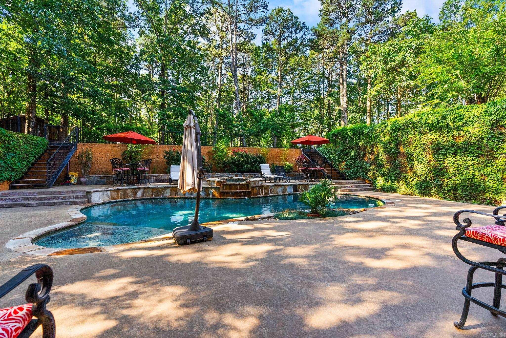 31  Cravache  Little Rock, AR