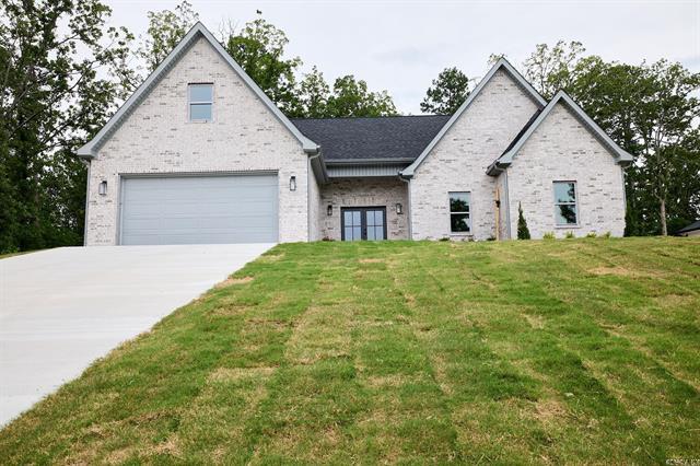 129  Wildwood Forest  Hot Springs, AR