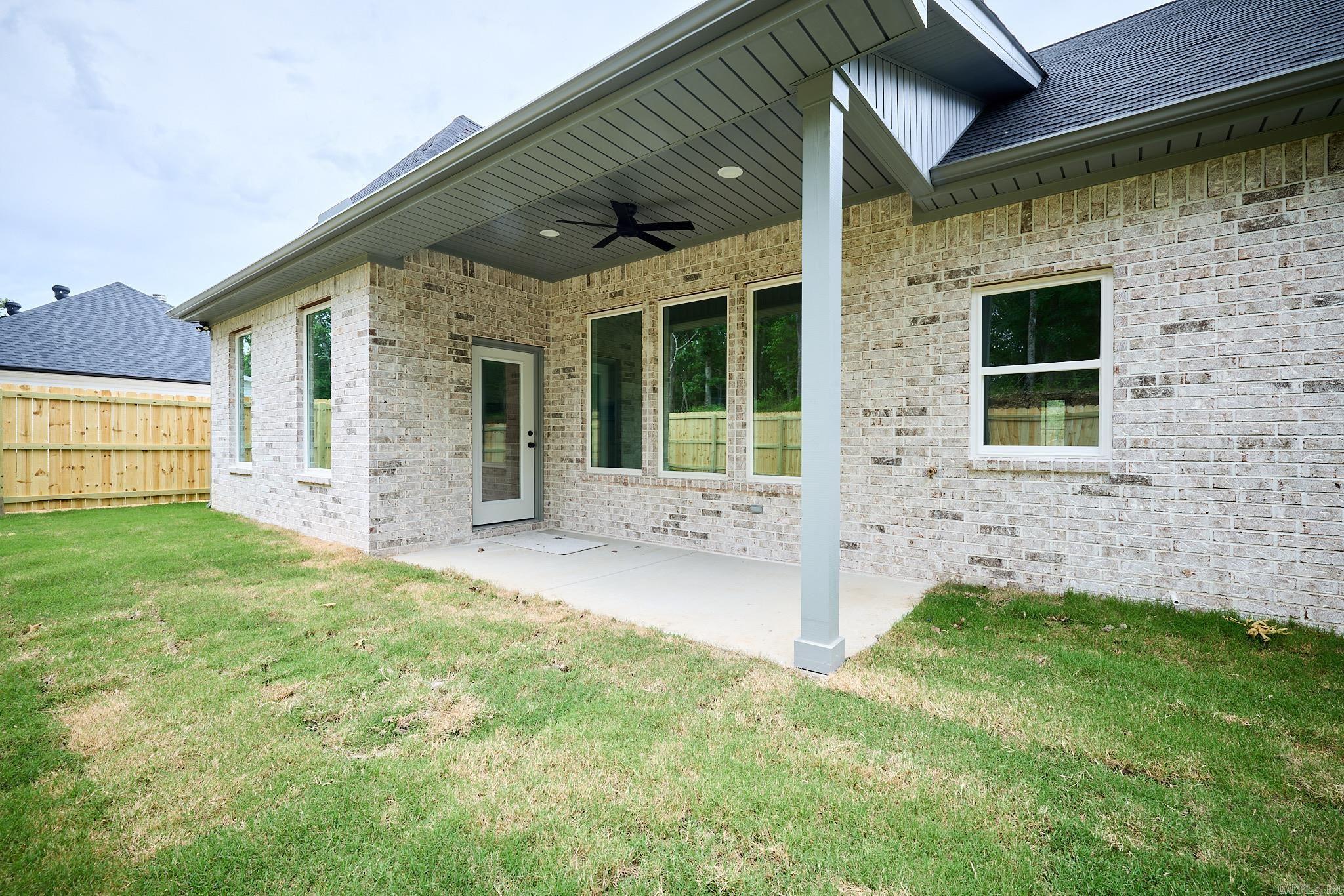 129  Wildwood Forest  Hot Springs, AR