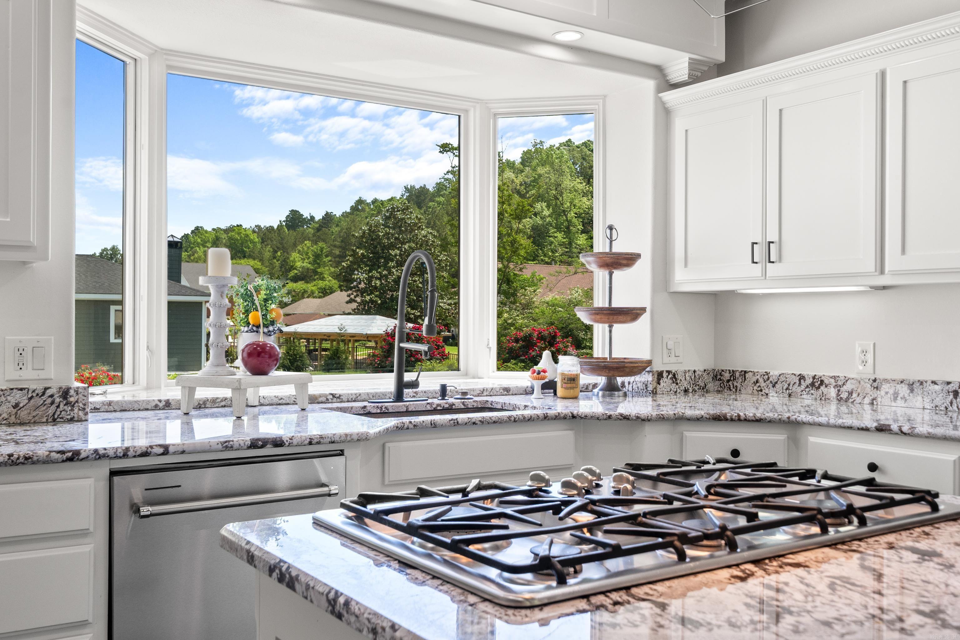 323  Hunterscove  Hot Springs, AR