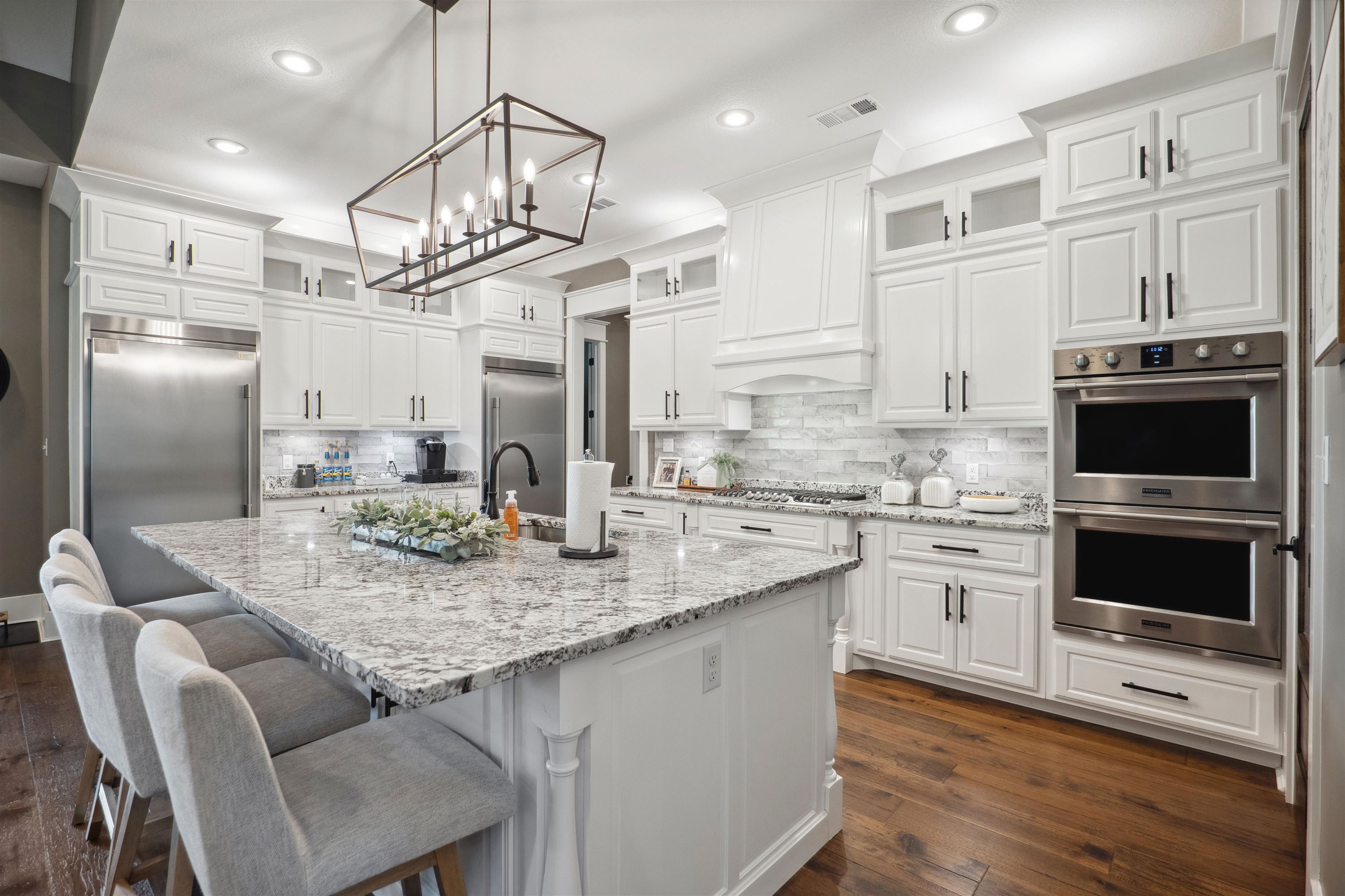 2059  Sloan Lake  Jonesboro, AR