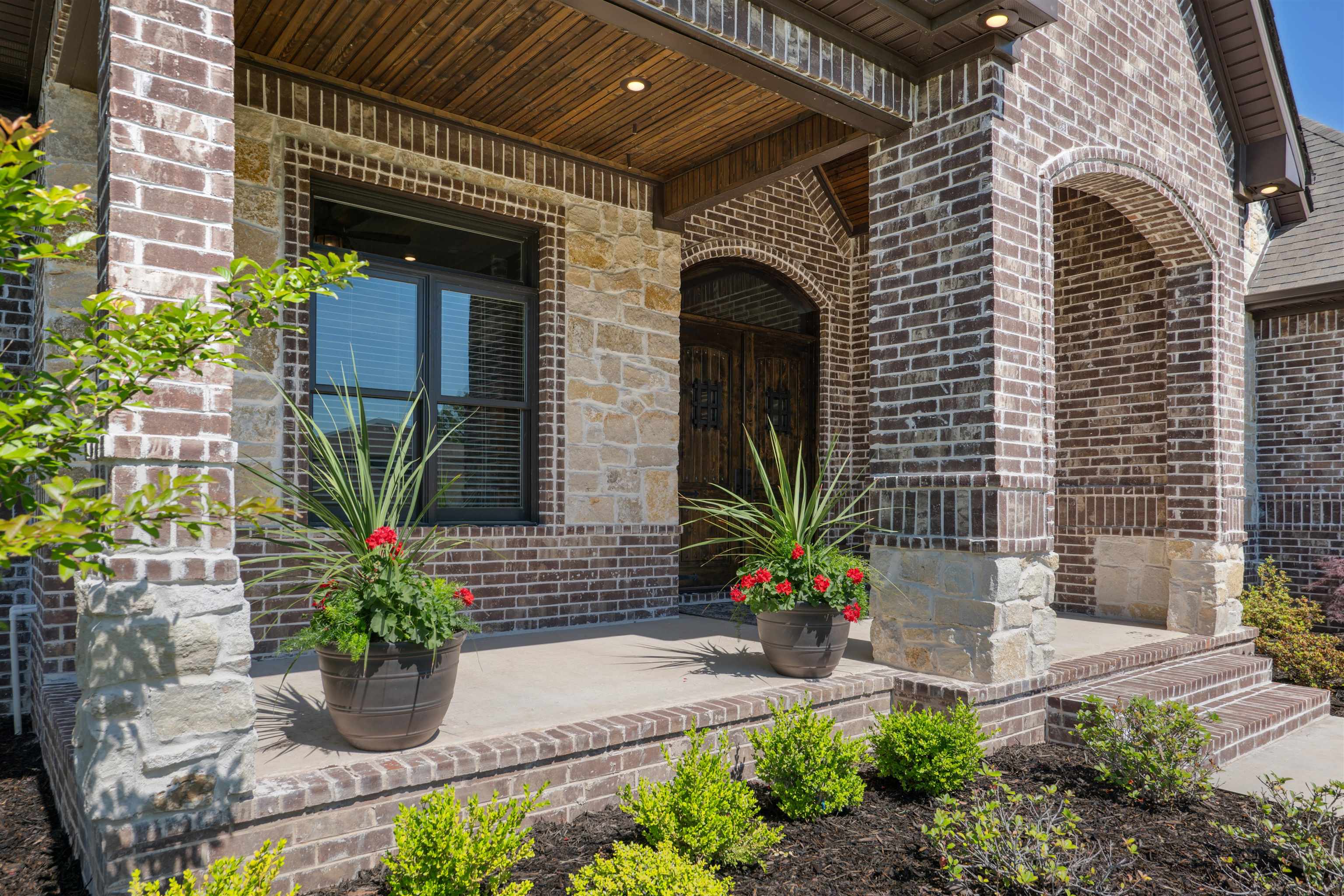 2059  Sloan Lake  Jonesboro, AR