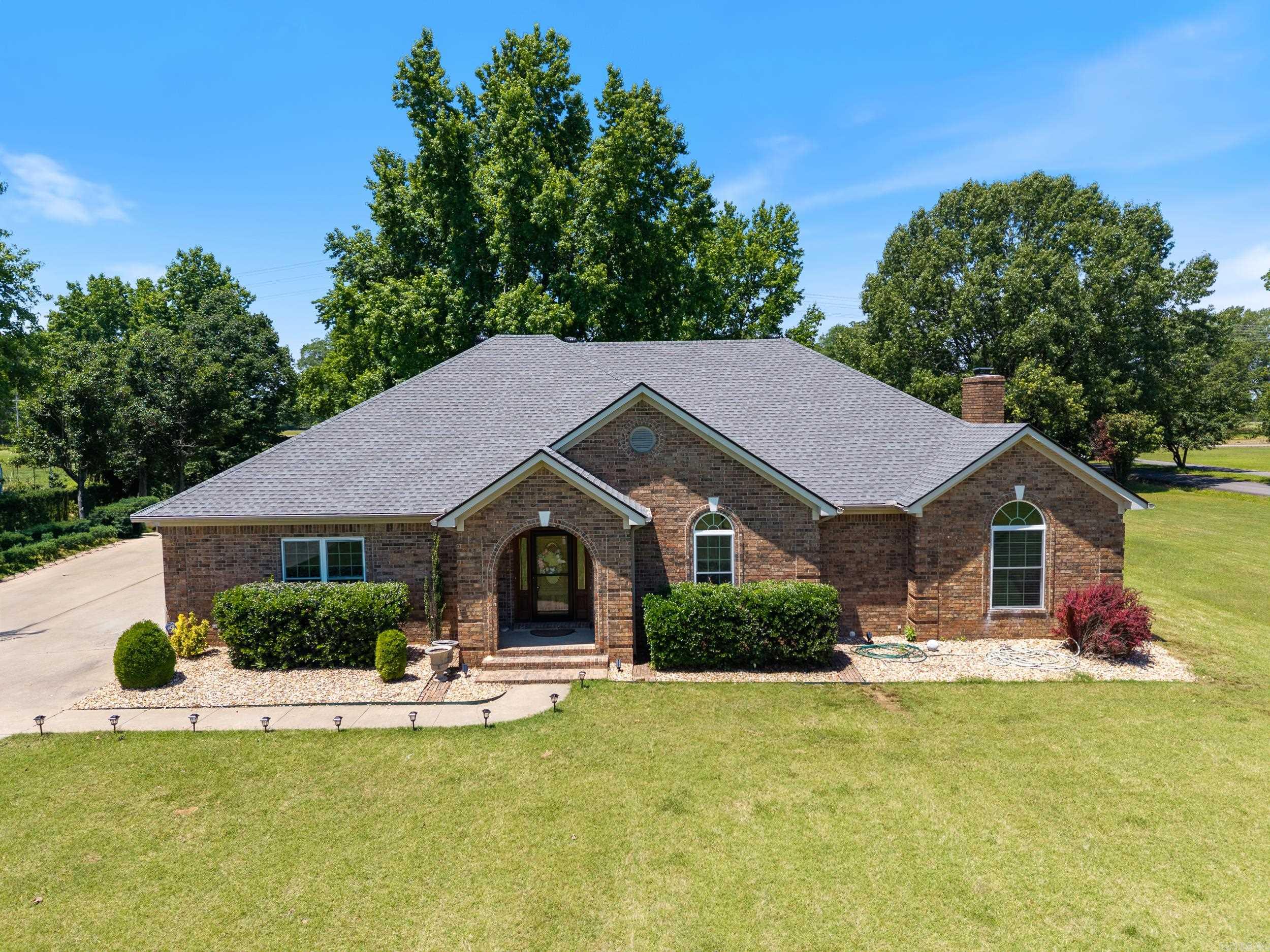 190 S Keith  Lonoke, AR