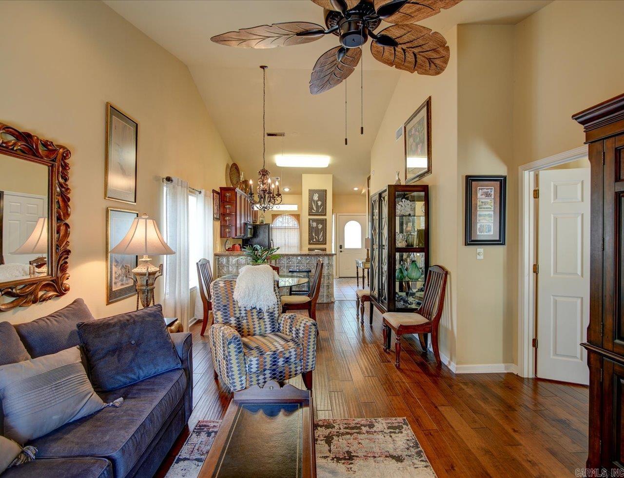 321  Peters Pt  Hot Springs, AR