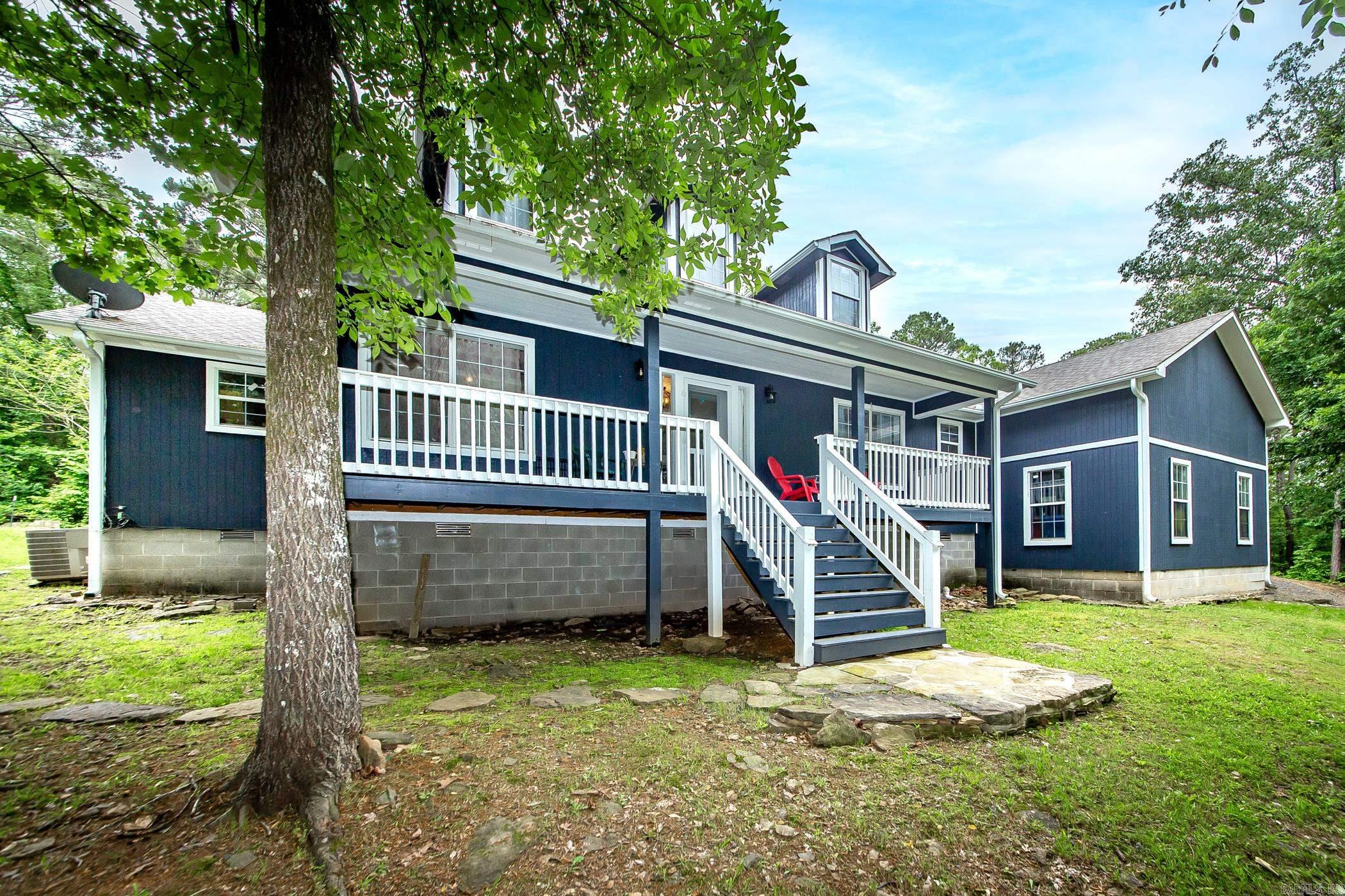 100  Hidgen Ridge  Higden, AR