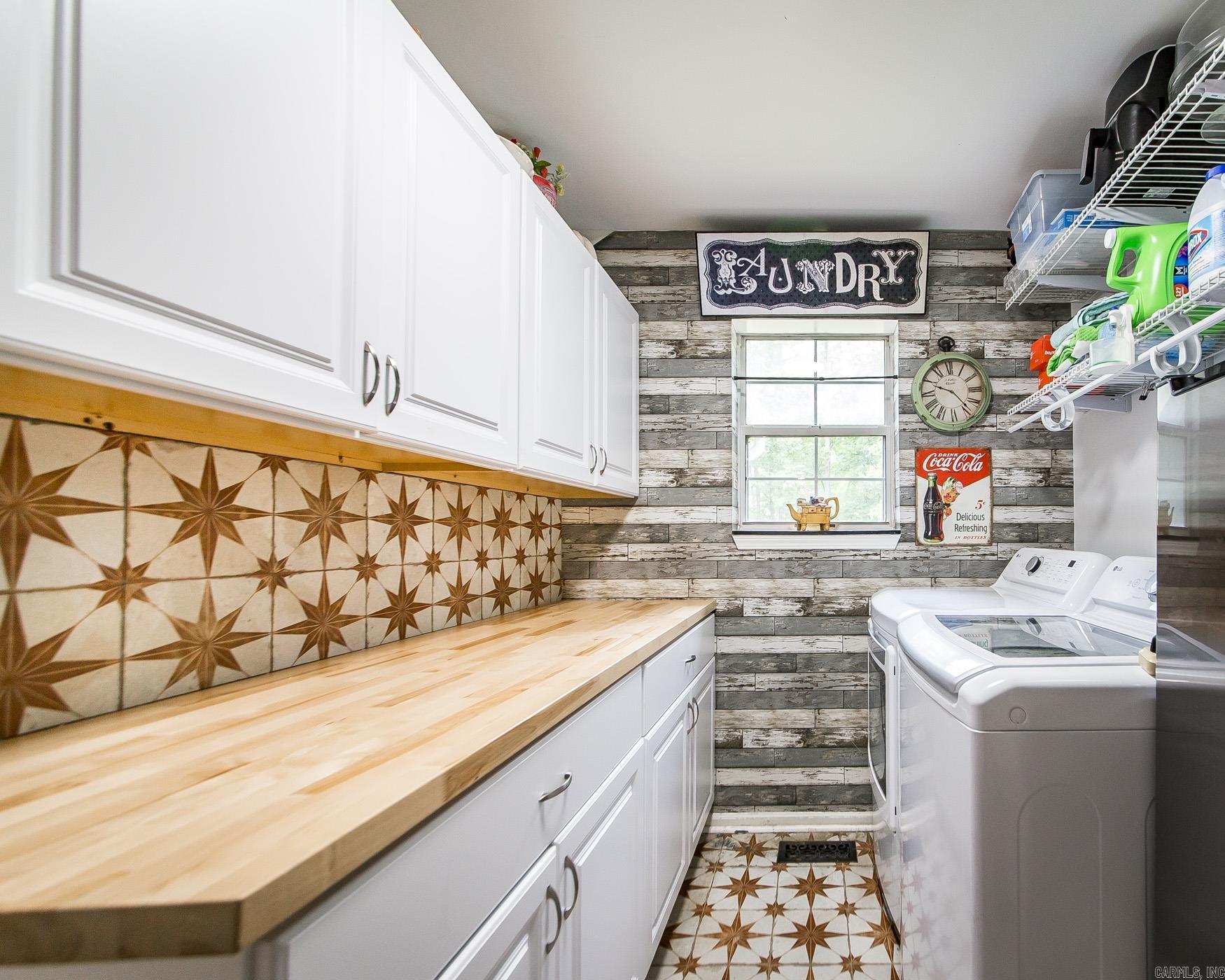 100  Hidgen Ridge  Higden, AR