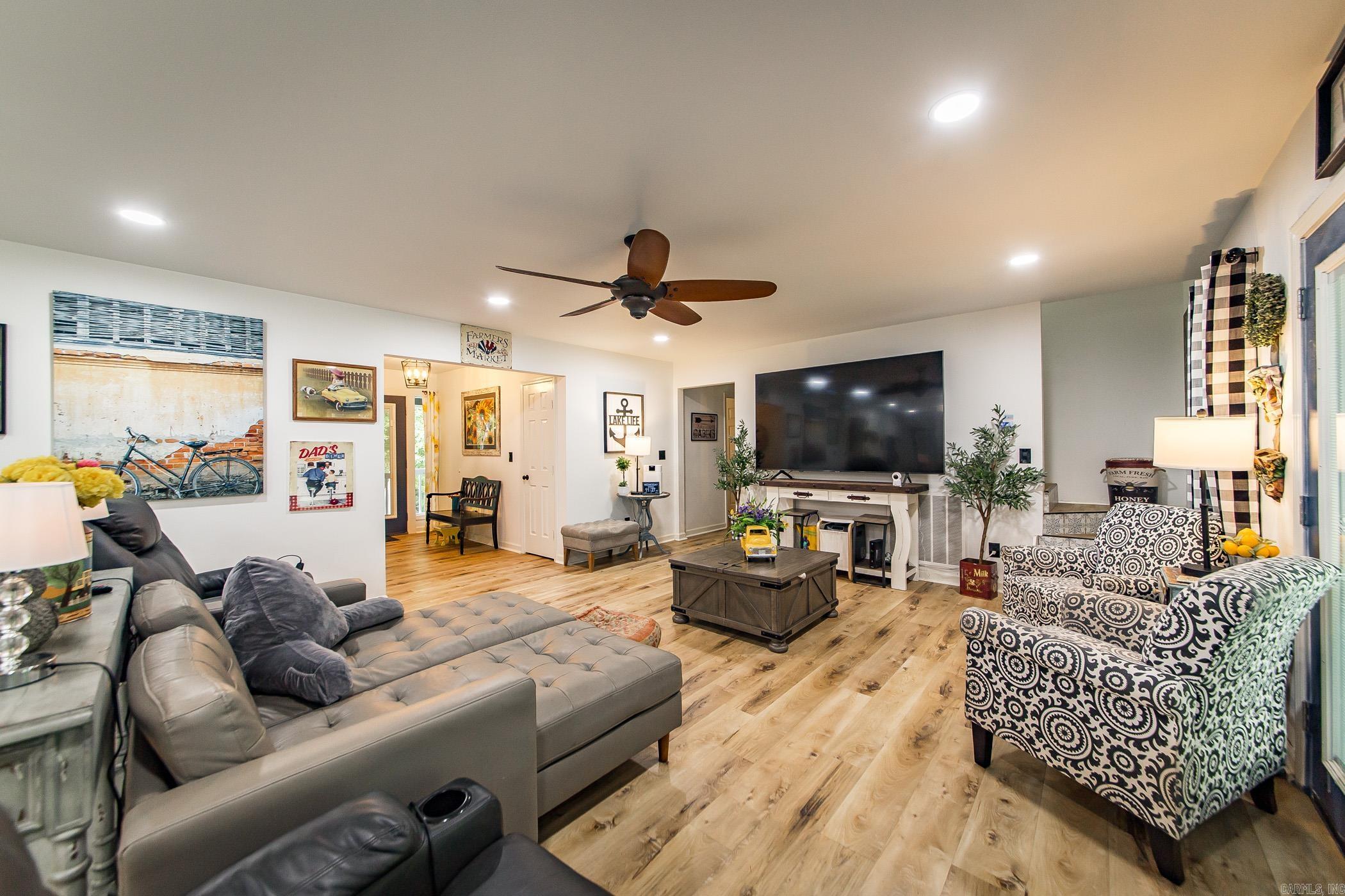 100  Hidgen Ridge  Higden, AR
