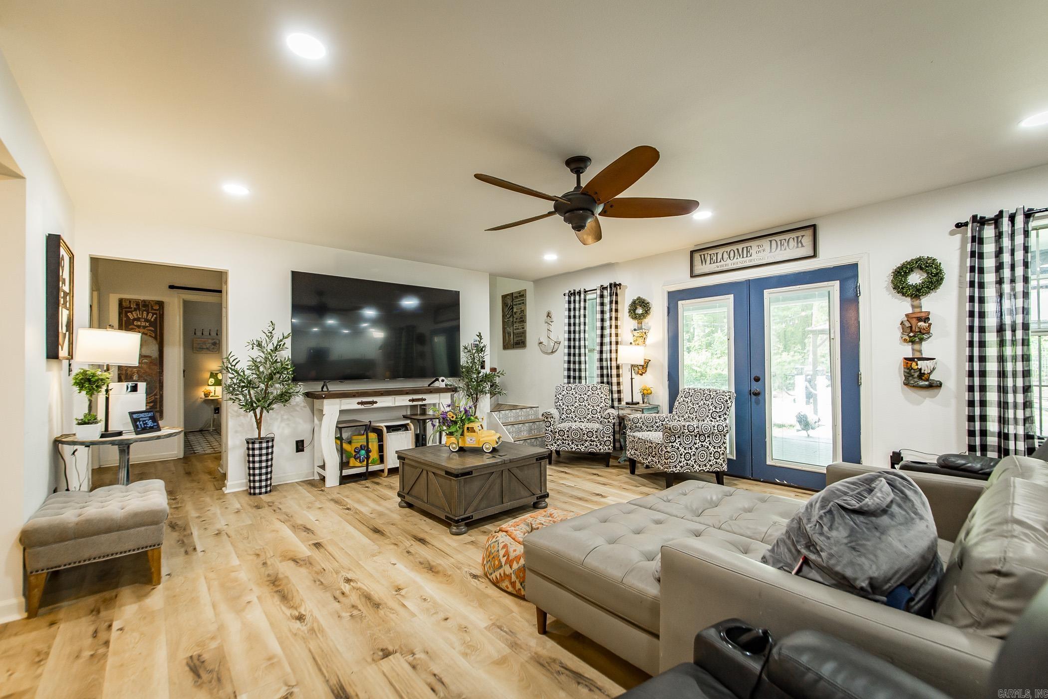 100  Hidgen Ridge  Higden, AR