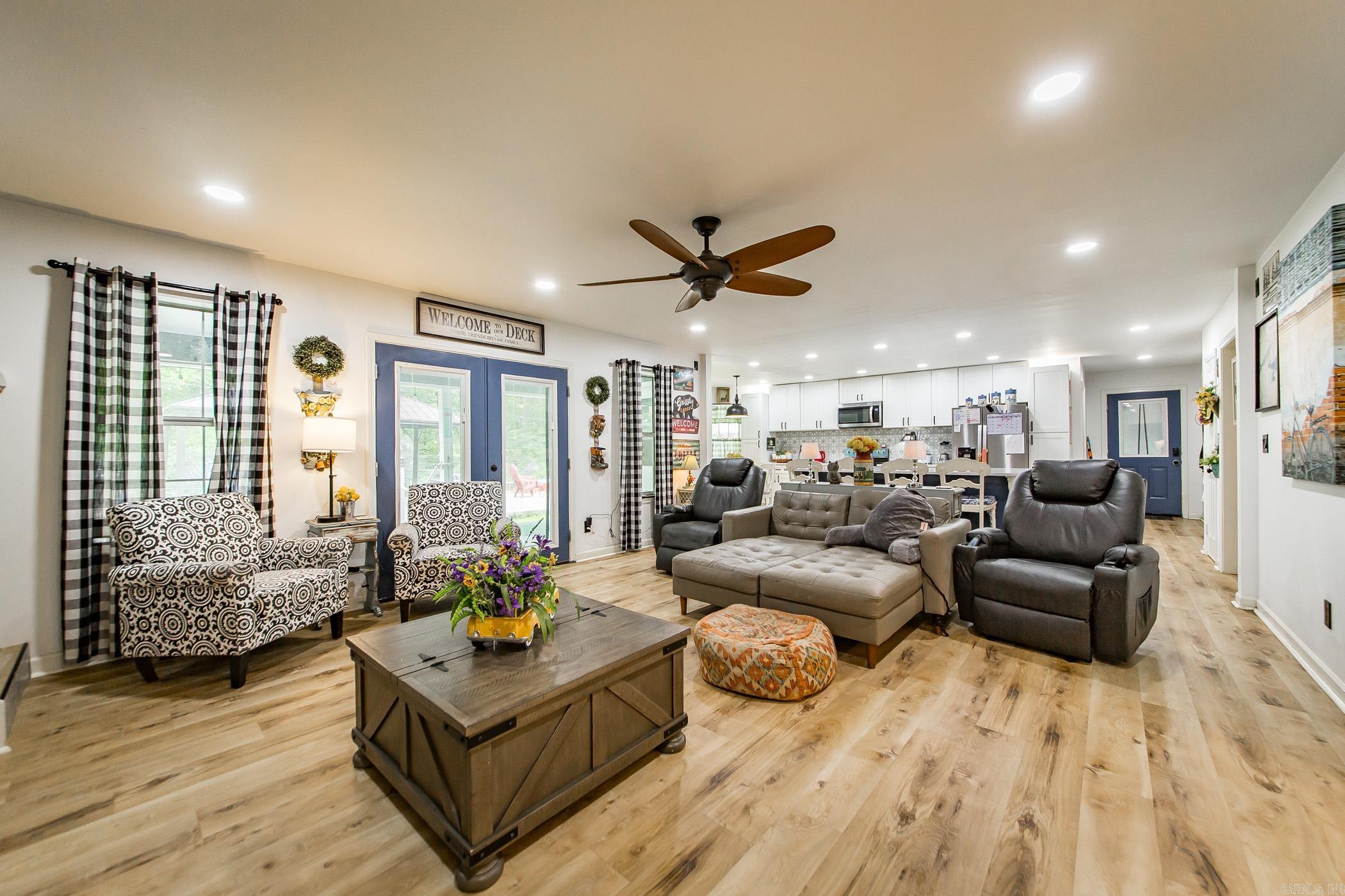 100  Hidgen Ridge  Higden, AR