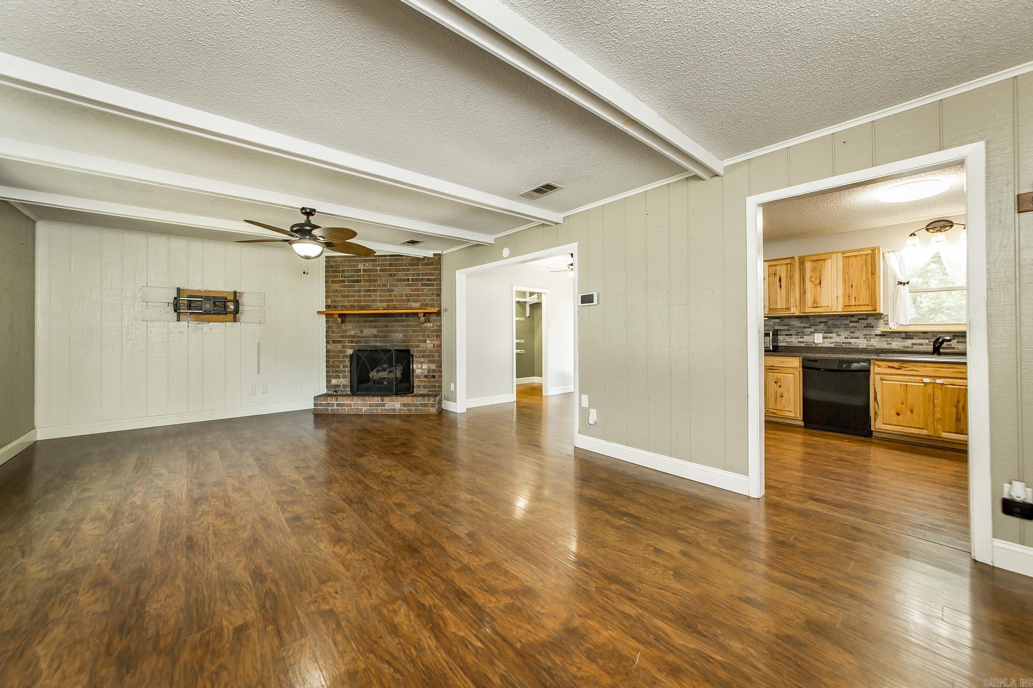 115  Foxdell  Jacksonville, AR