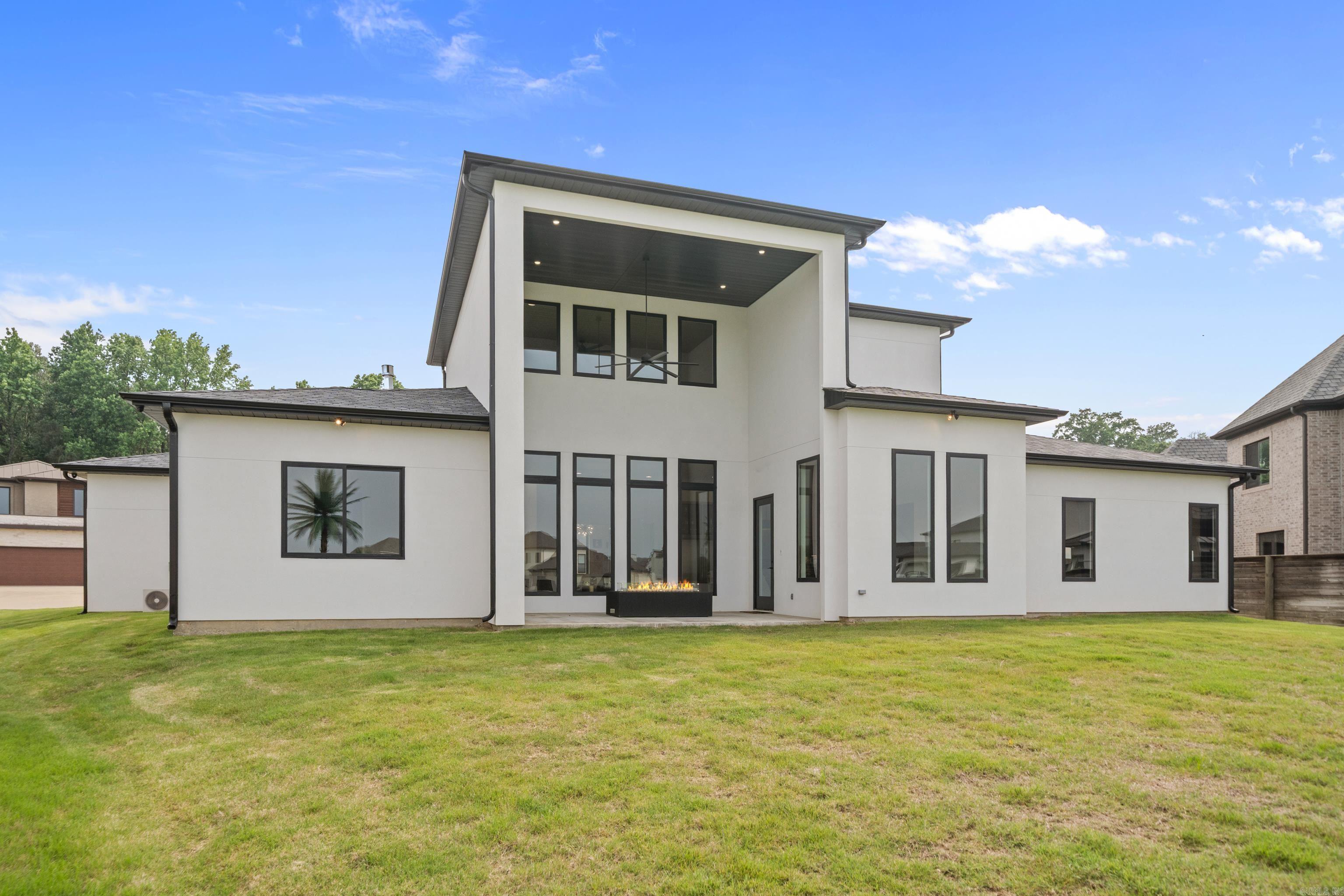 6737  Hilo  Benton, AR