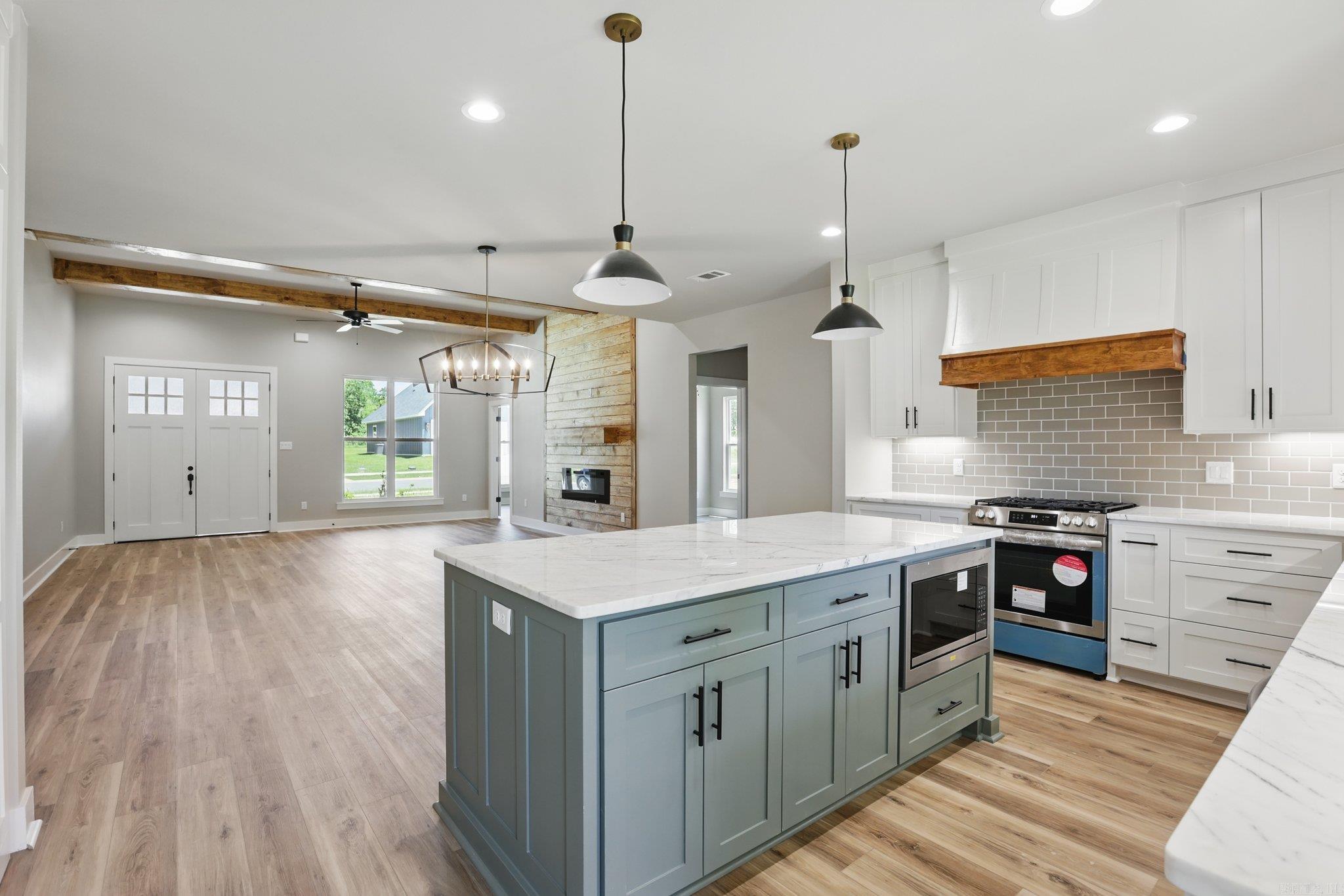4809  Coronell Way  Alexander, AR