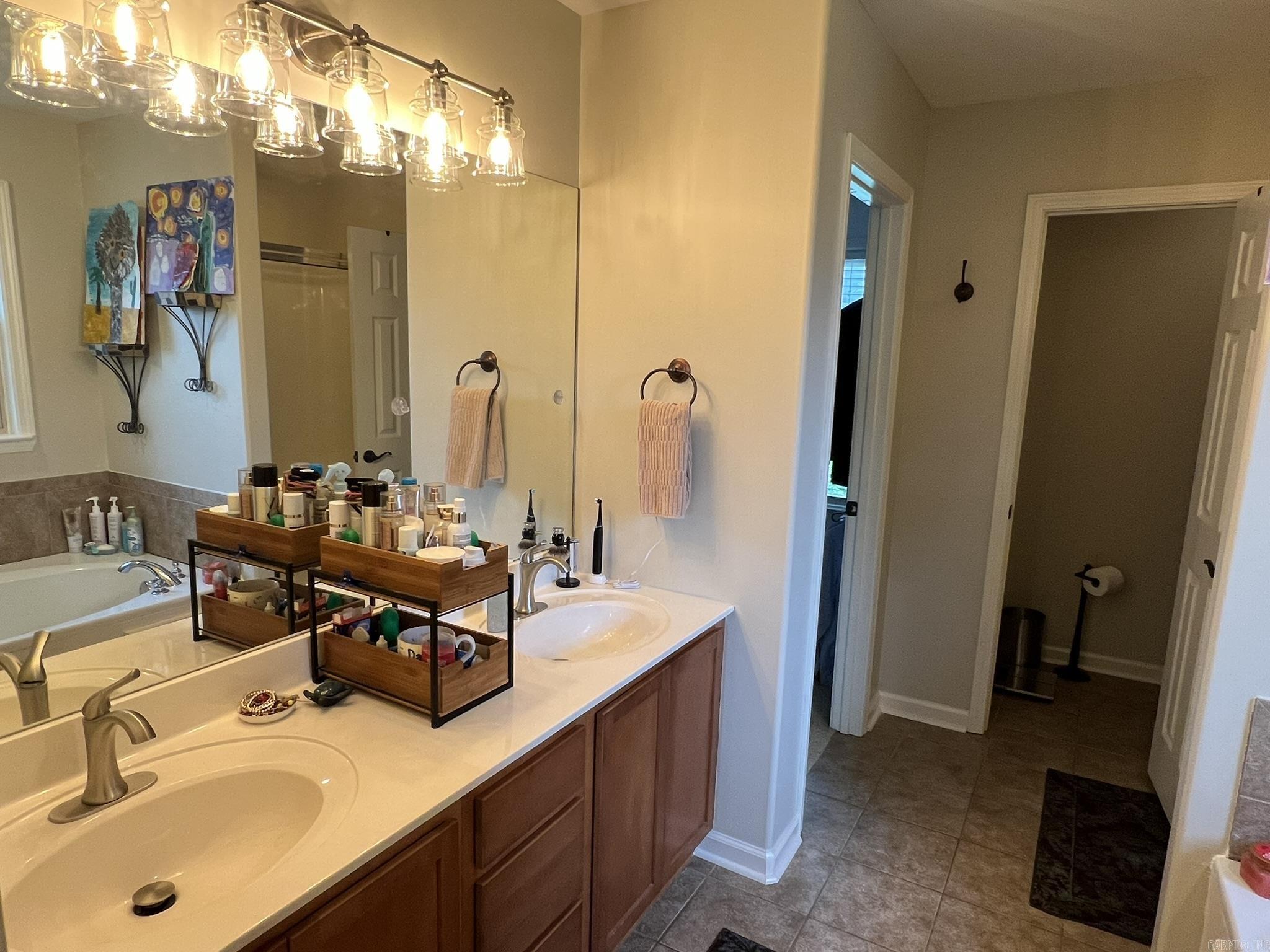 1056  Skyline  Alexander, AR