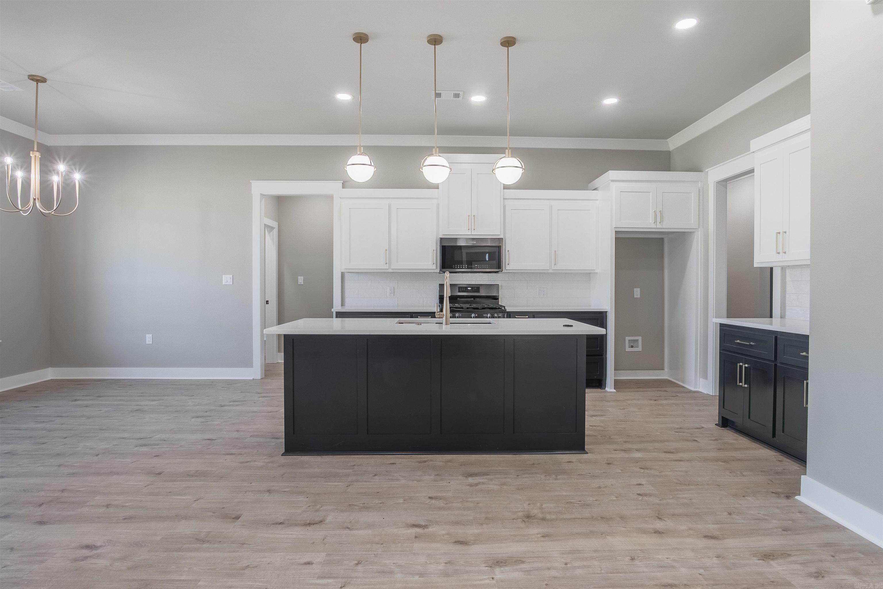 11  Brixton  Cabot, AR