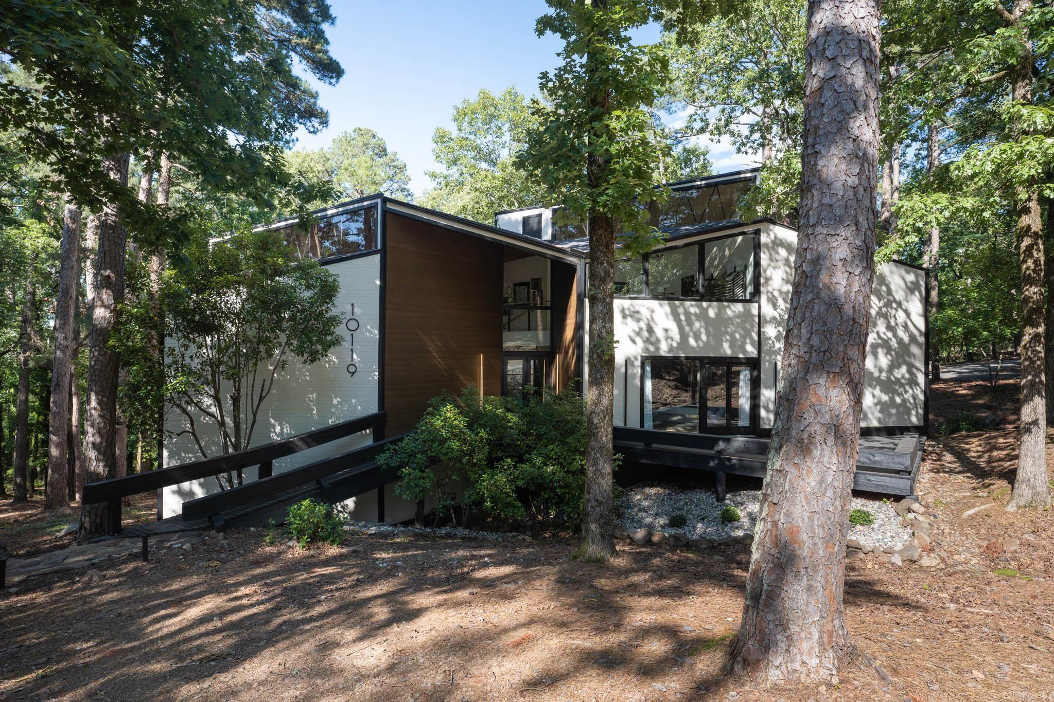 10119  Garrison Road  Little Rock, AR