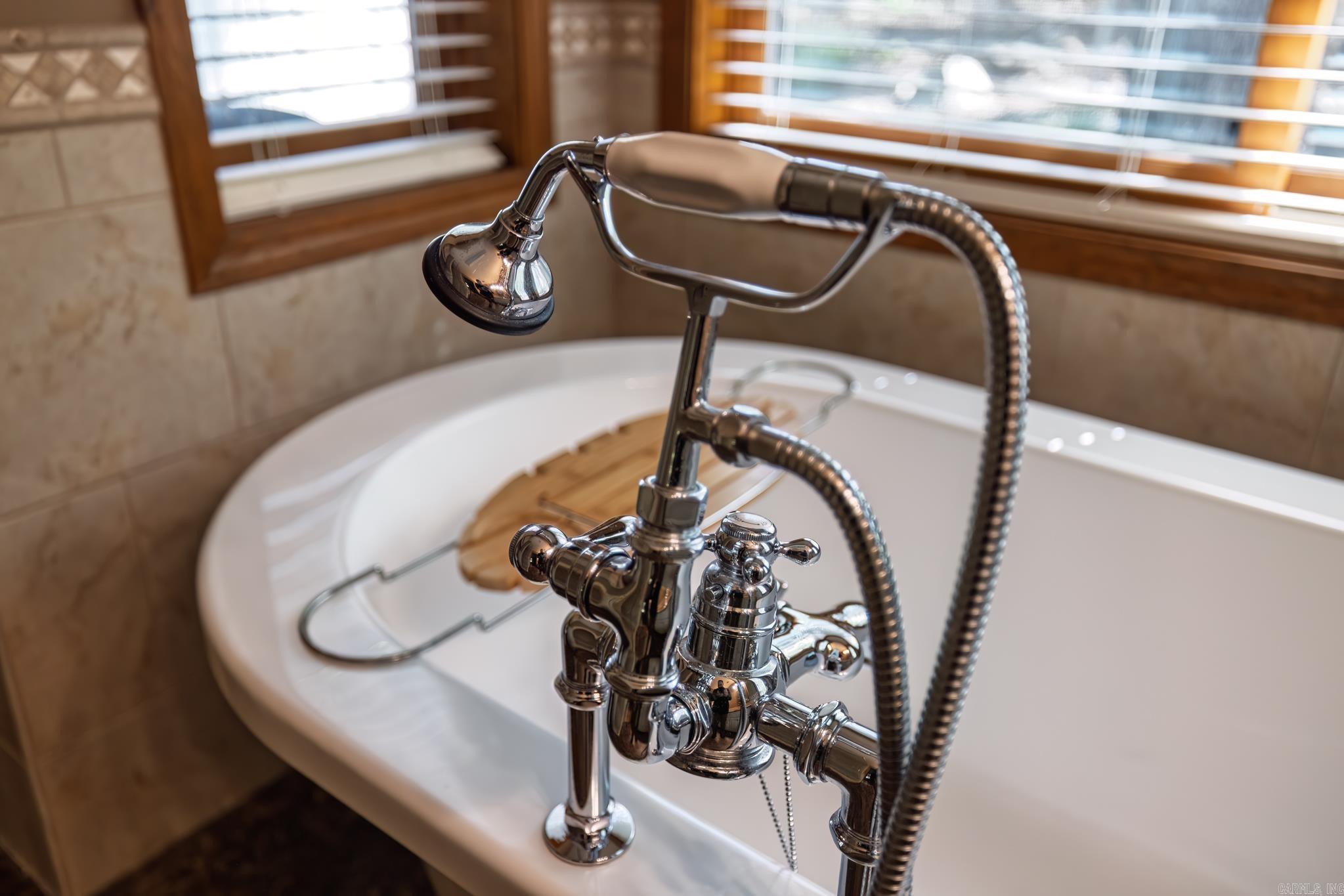 21  Constantina  Hot Springs Village, AR