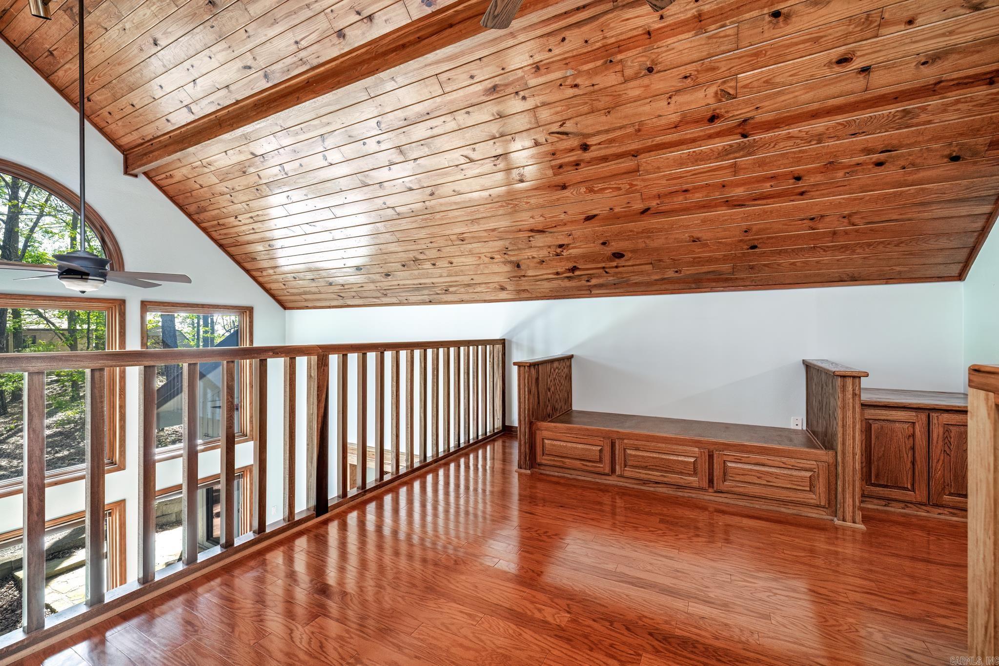 21  Constantina  Hot Springs Village, AR