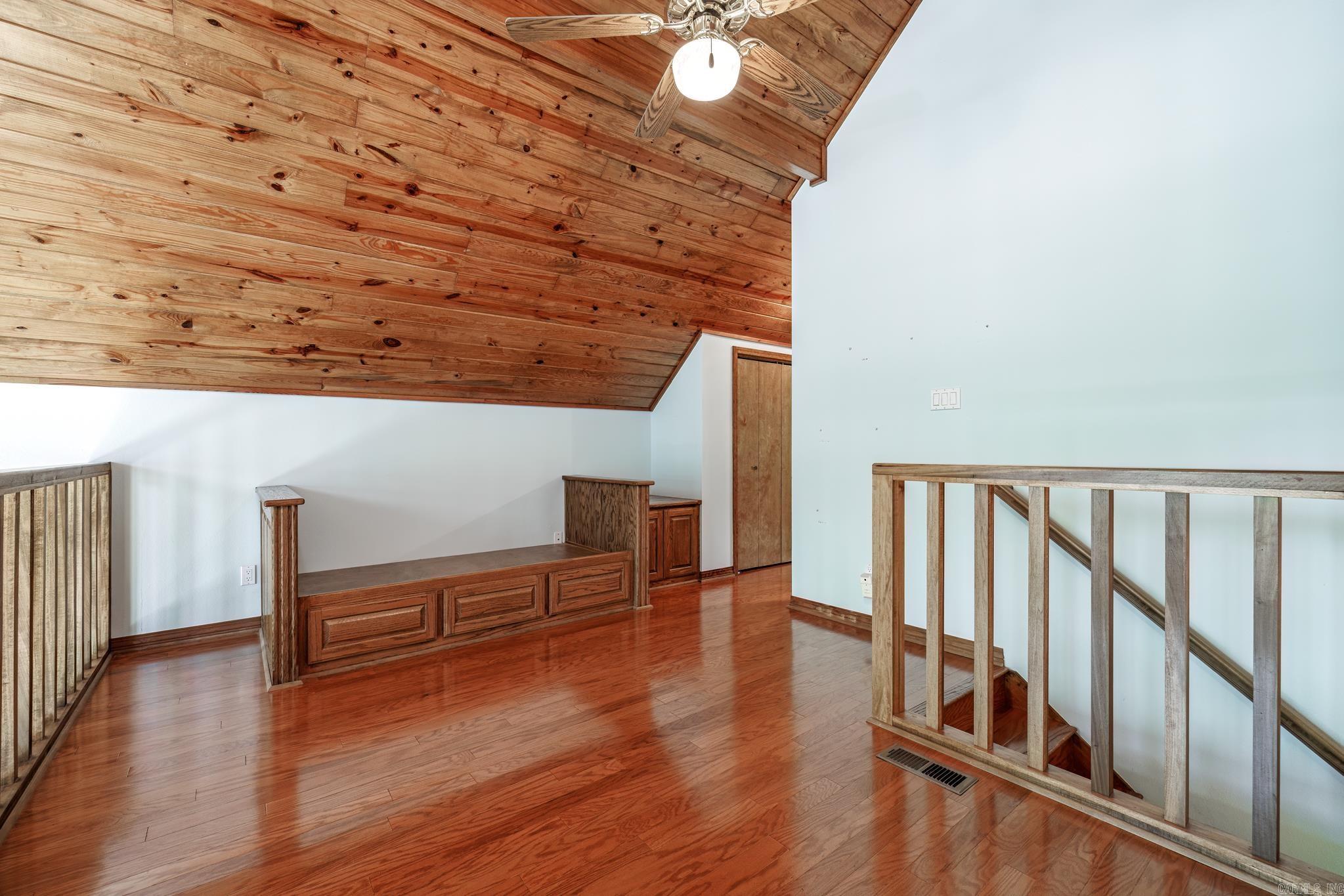 21  Constantina  Hot Springs Village, AR