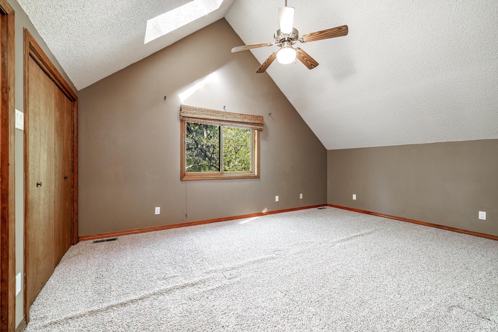 21  Constantina  Hot Springs Village, AR