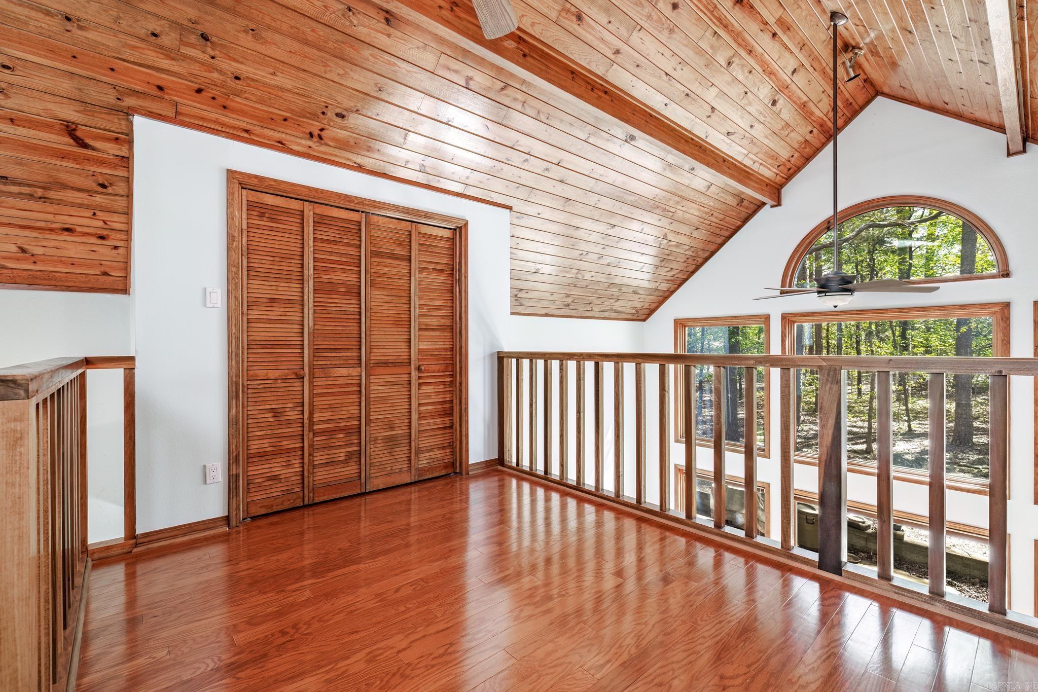 21  Constantina  Hot Springs Village, AR