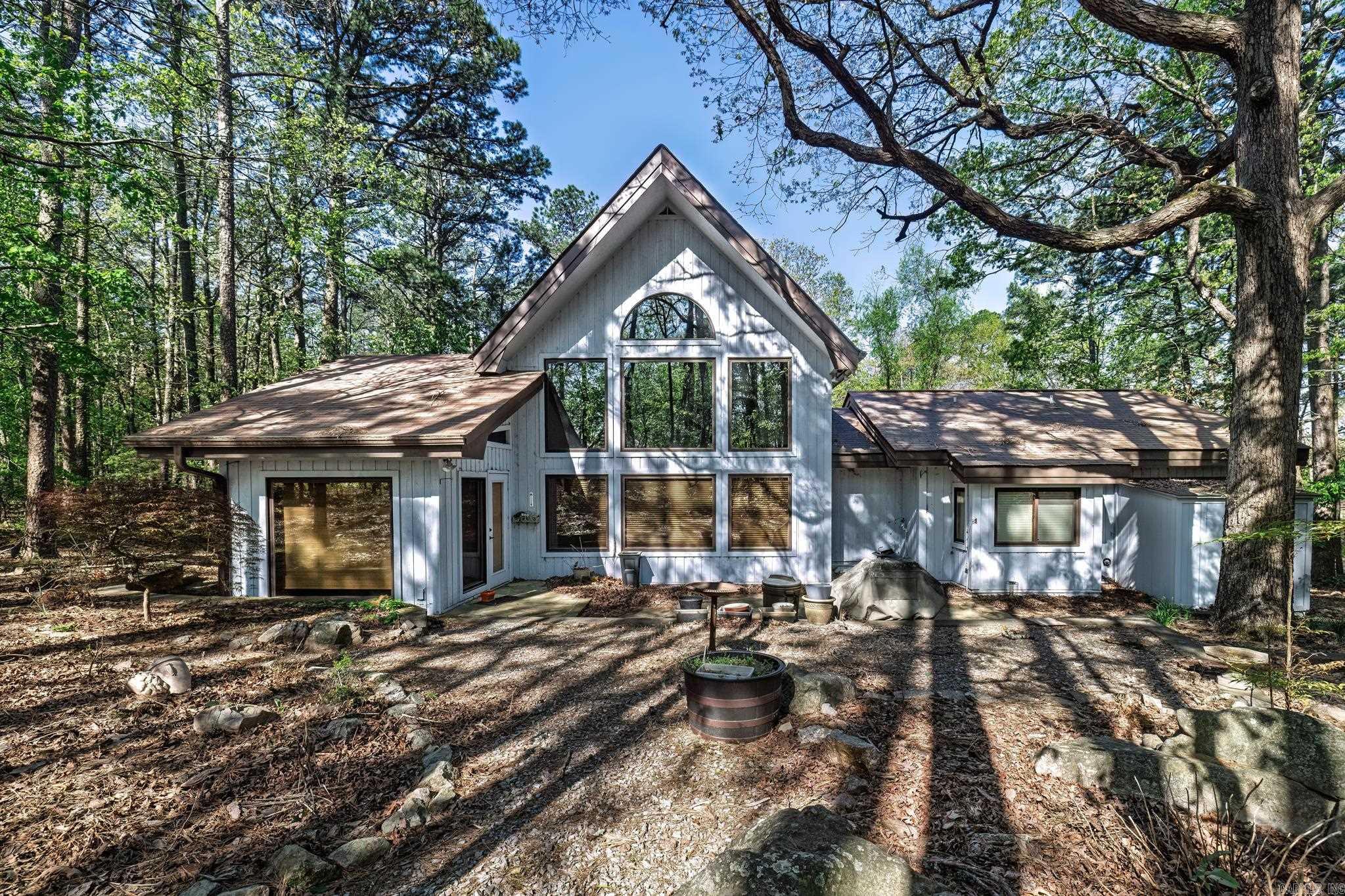 21  Constantina  Hot Springs Village, AR