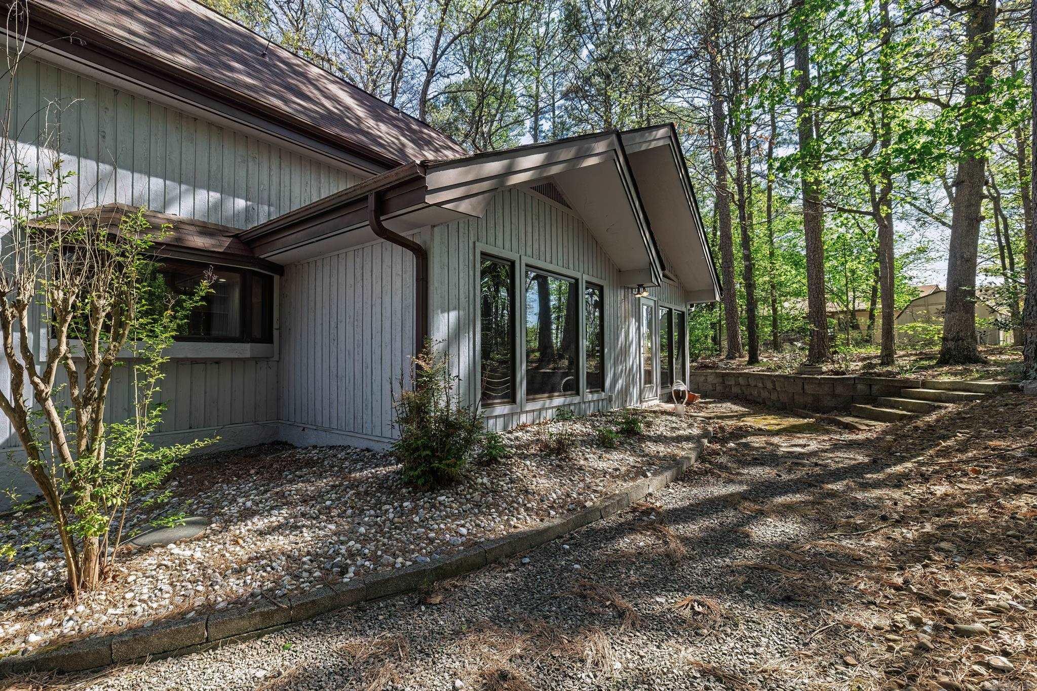 21  Constantina  Hot Springs Village, AR