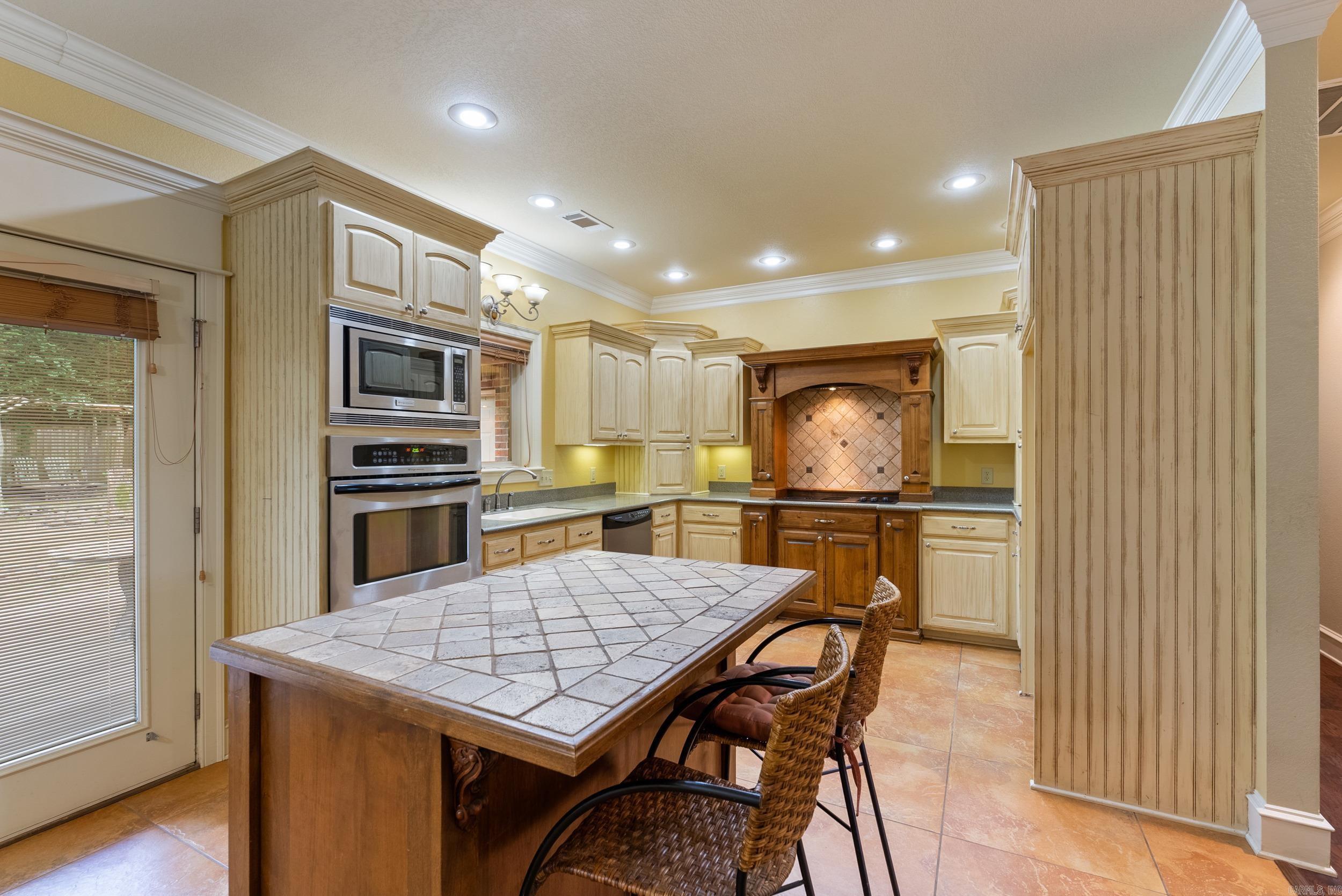 14  Sandlewood  Greenbrier, AR