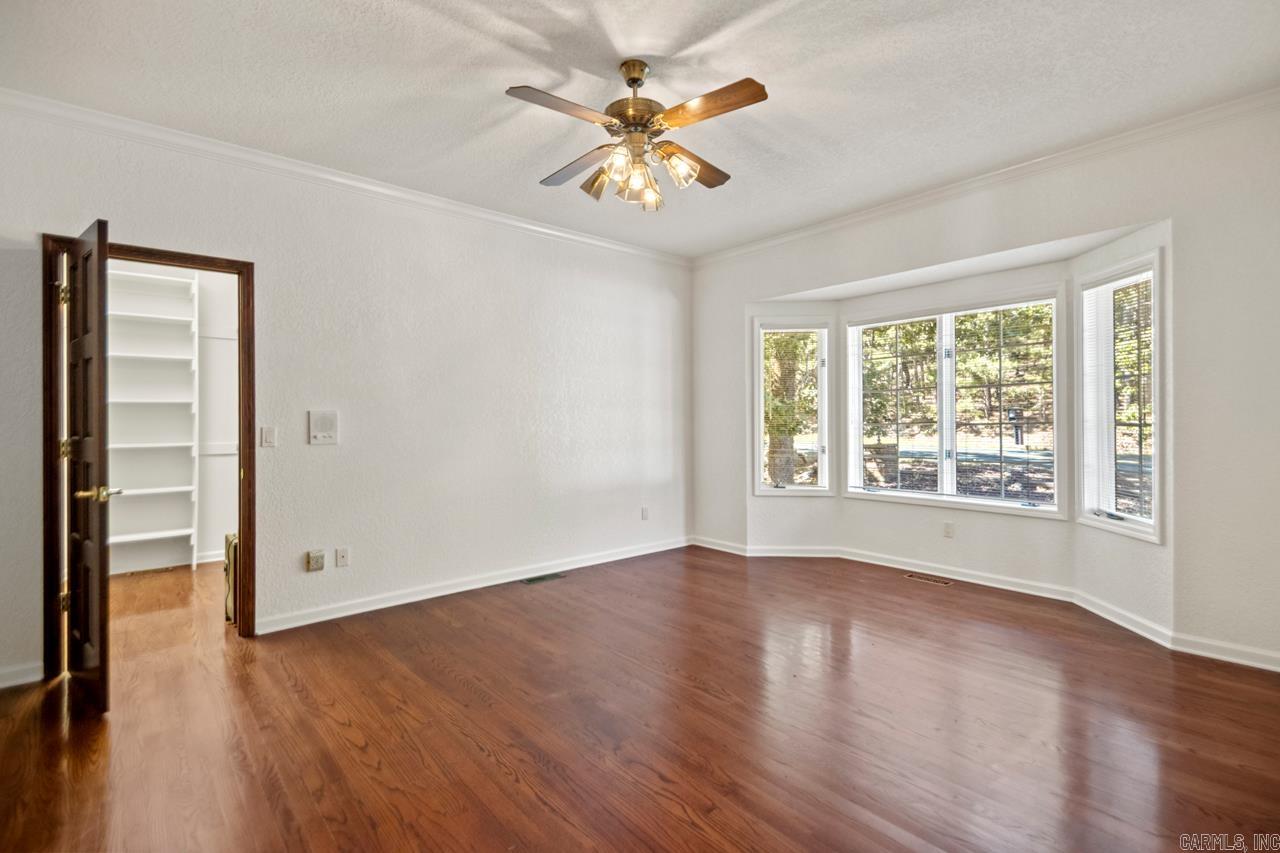33  Ponferrada  Hot Springs Village, AR